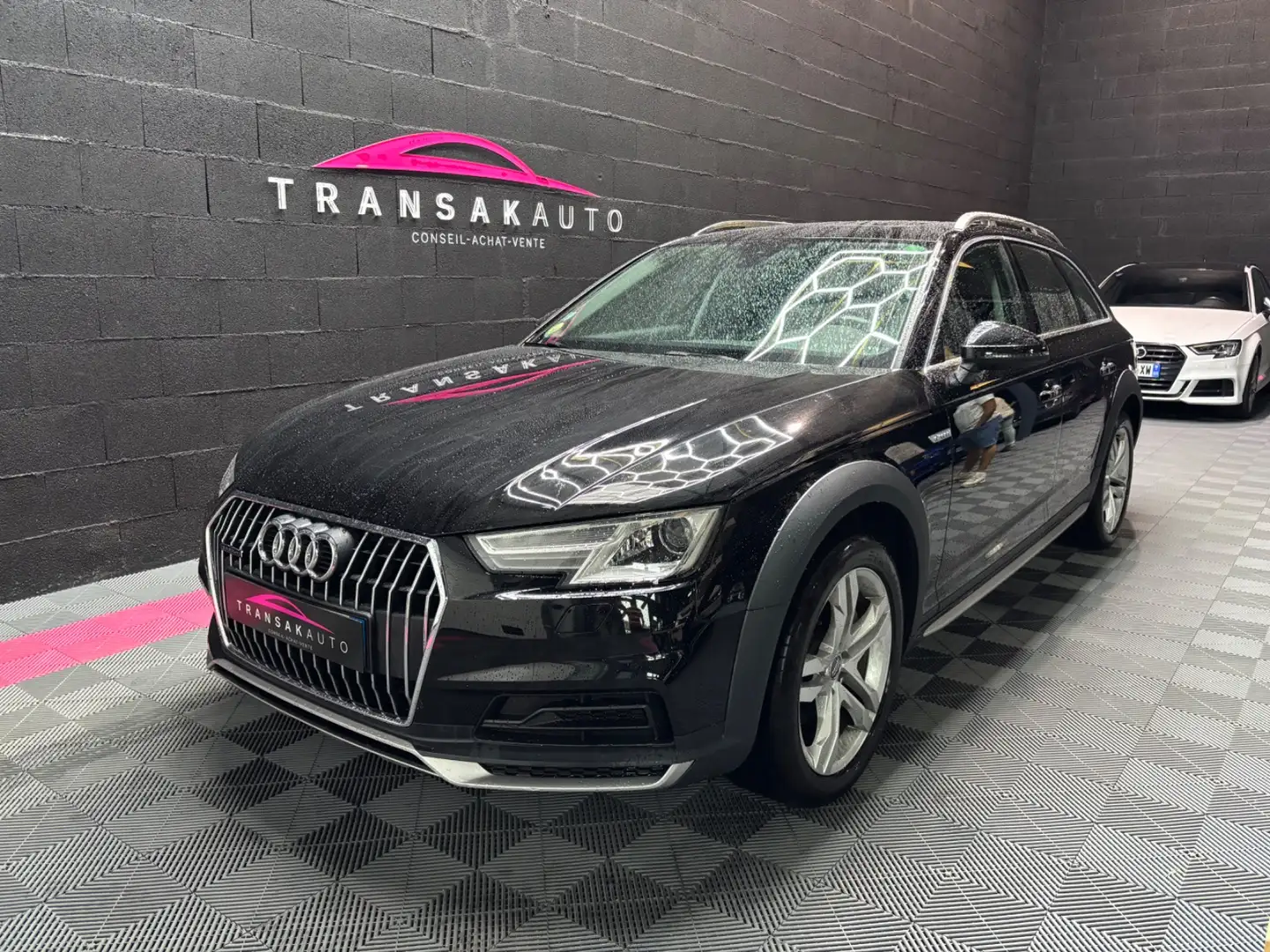 Audi A4 allroad Design Luxe Noir - 1