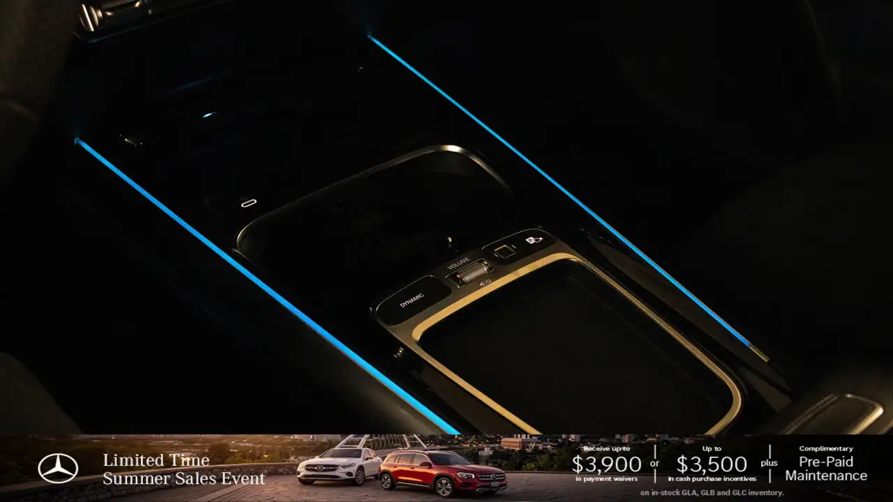 Mercedes-Benz GLA снимка Mercedes-Benz GLA