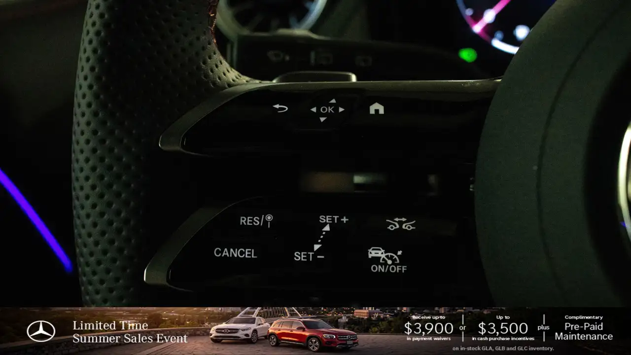 Mercedes-Benz GLA снимка Mercedes-Benz GLA