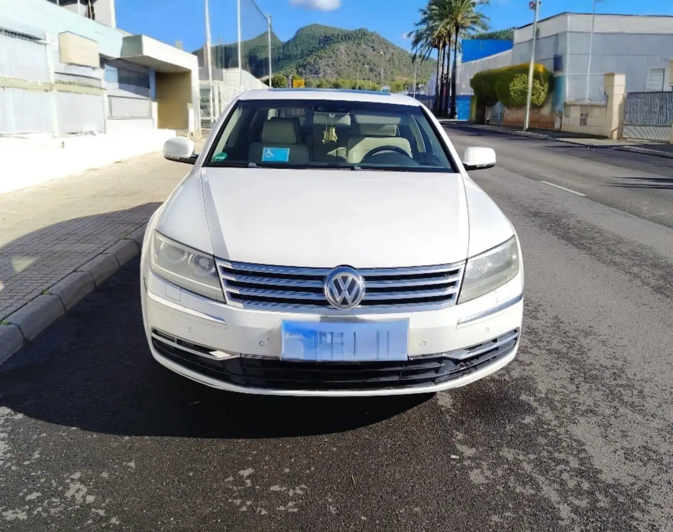 Volkswagen Phaeton Phaeton 3.6 V6 4Motion DSG Wit - 1