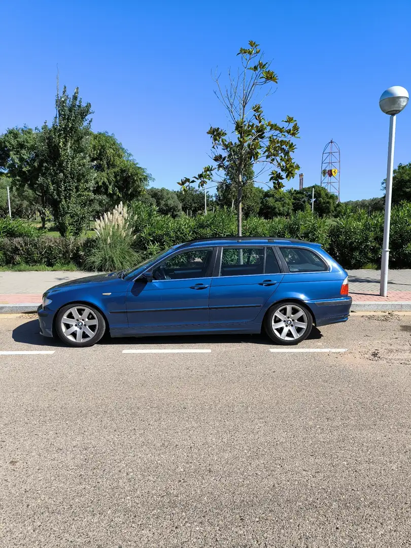 BMW 330 330i Touring - 2
