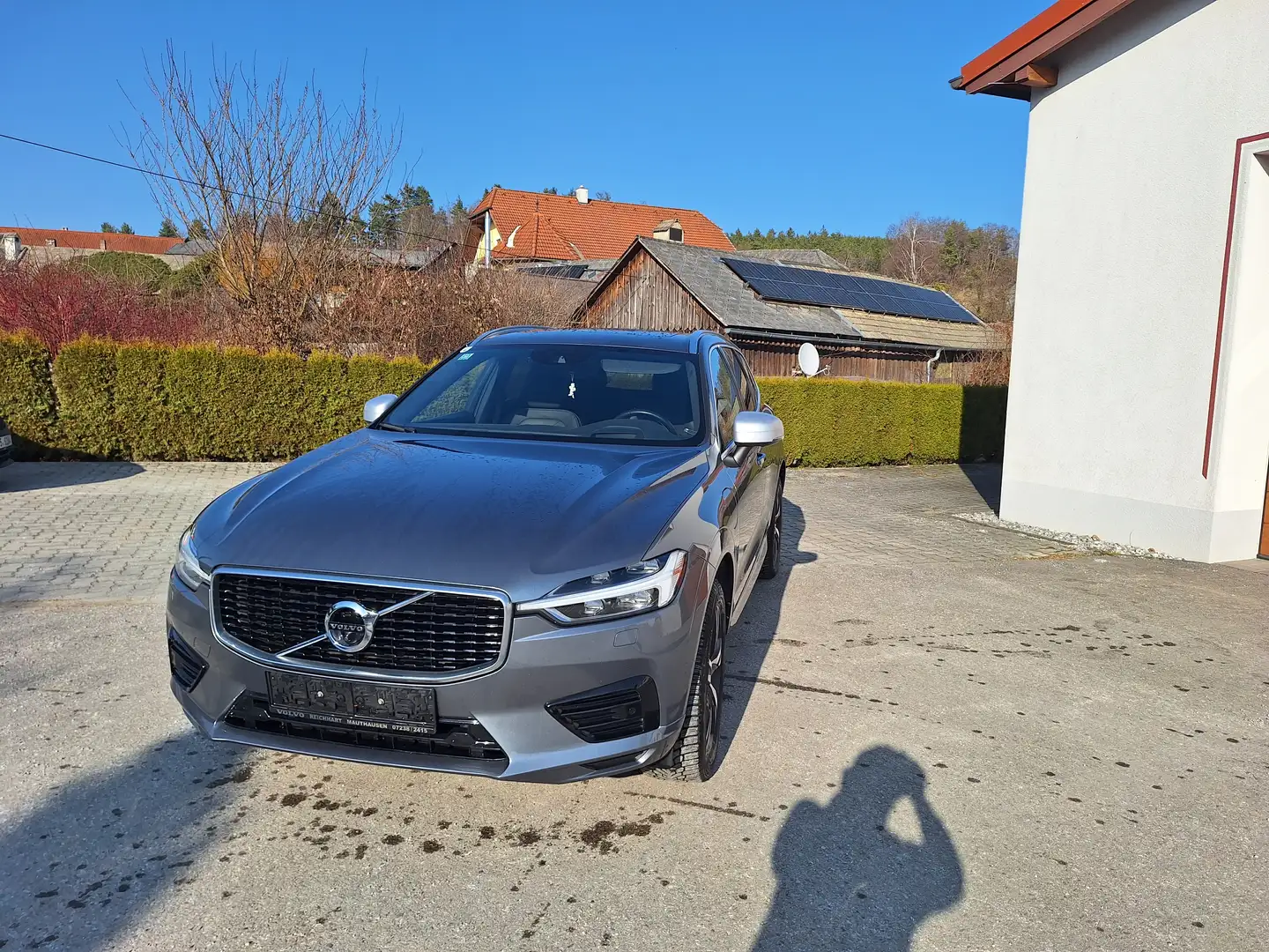 Volvo XC60 XC60 T8 Twin Engine PHEV R-Design Grau - 1