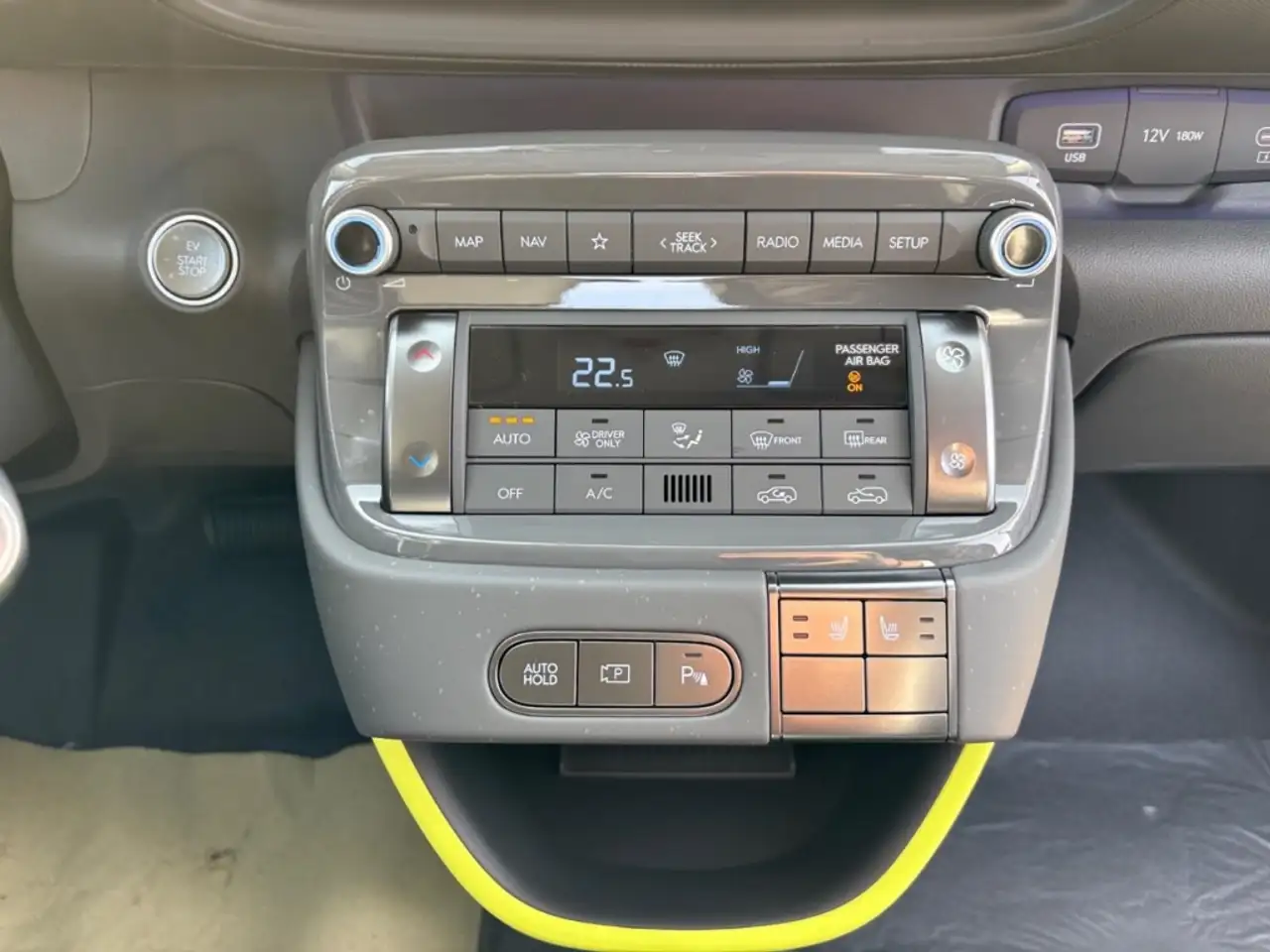Hyundai Inster Elektro 49 kWh Cross * Navi*LED*ACC*Apple CarPlay* 16