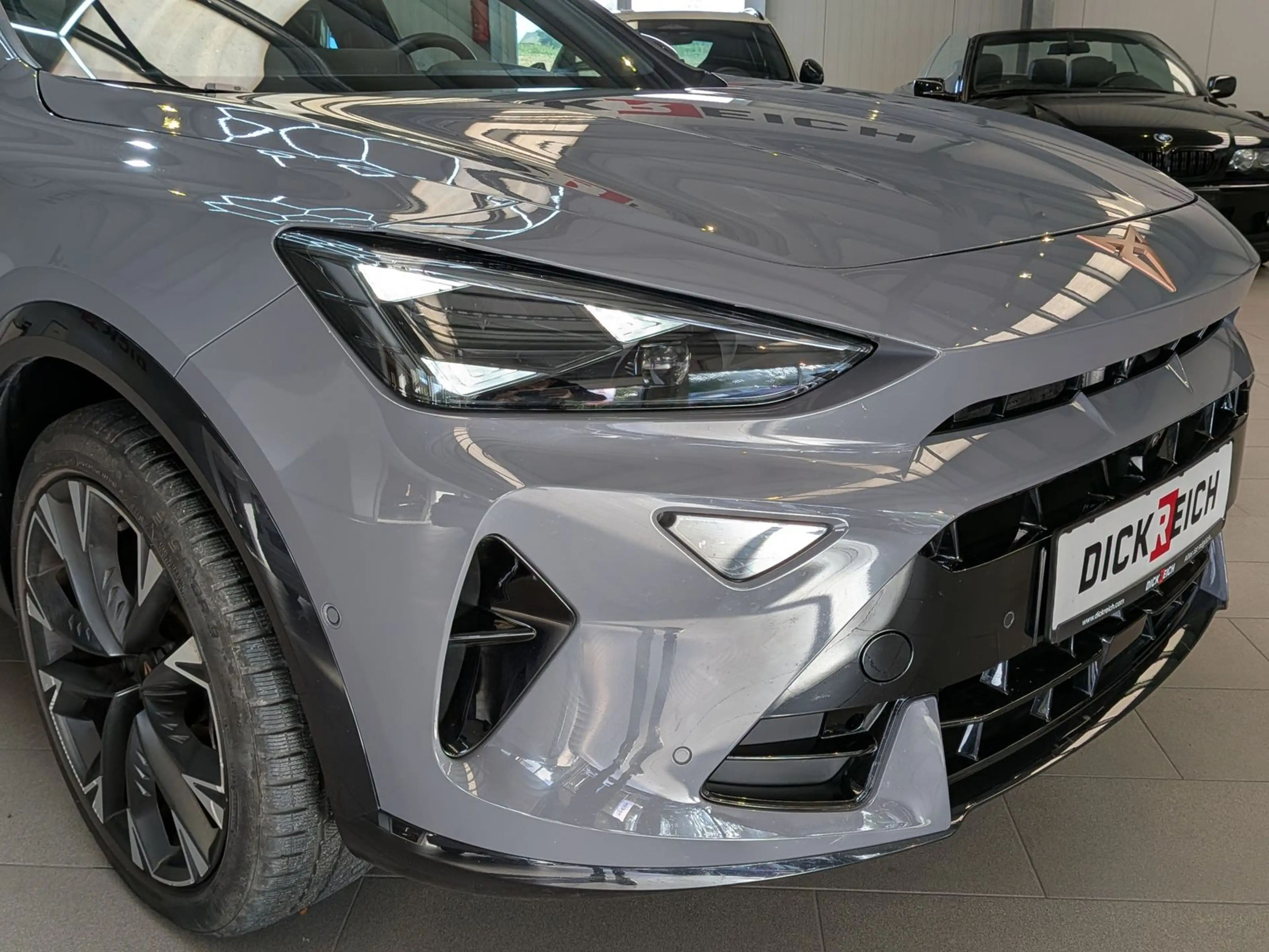 CUPRA Formentor 1.5 eTSI Pano Sennh DCC Matrix AHK 19" — photo 10