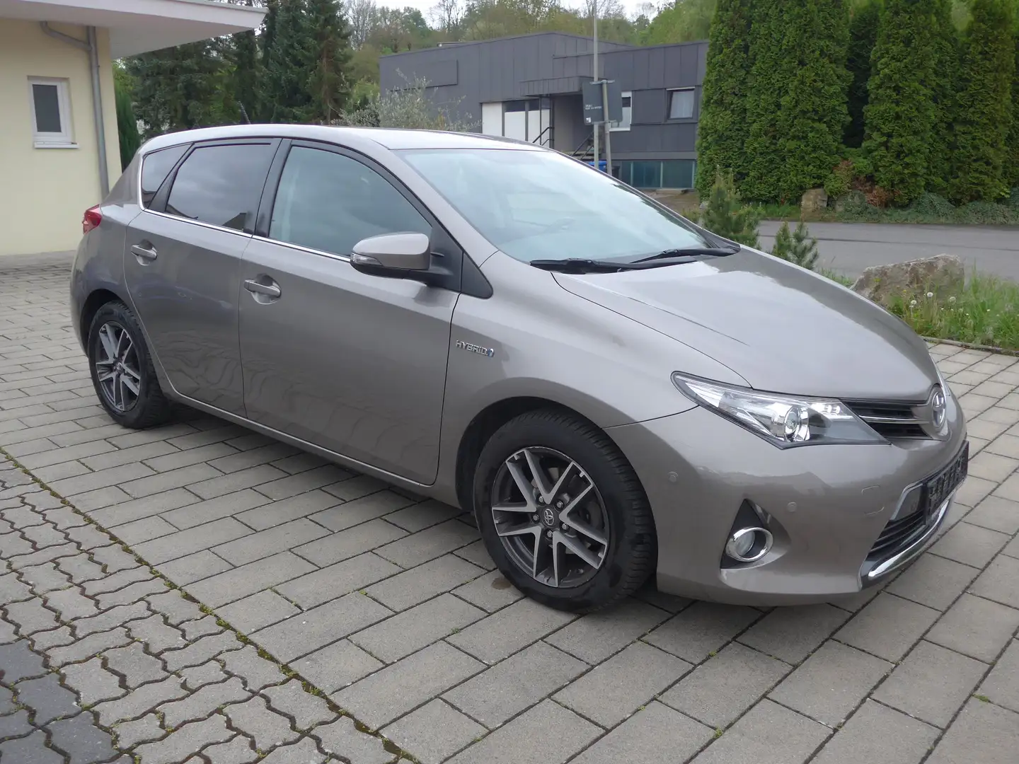Toyota Auris Hybrid Edition, AHK, Navi.. Bronce - 1
