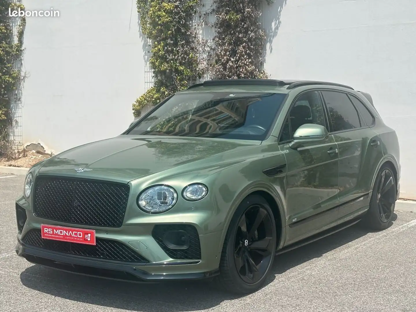 Bentley Bentayga (2) v8 4.0 550 first edition 7 places Vert - 1