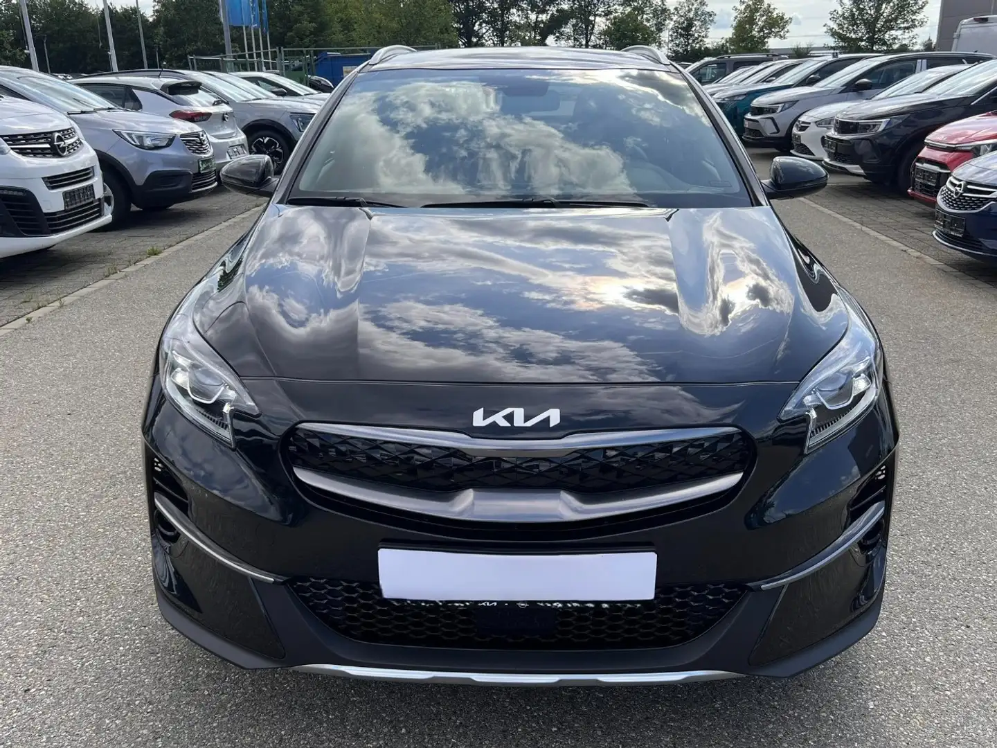Kia XCeed 1.6 Plug-in Hybrid Spirit Navi ACC FLA LM Biały - 1