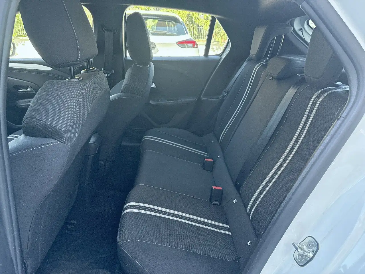 Opel Corsa 1.2 100cv GS MT6, миниатюра 9