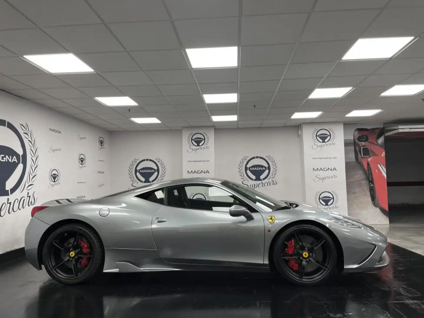 Ferrari 458 Speciale - 2