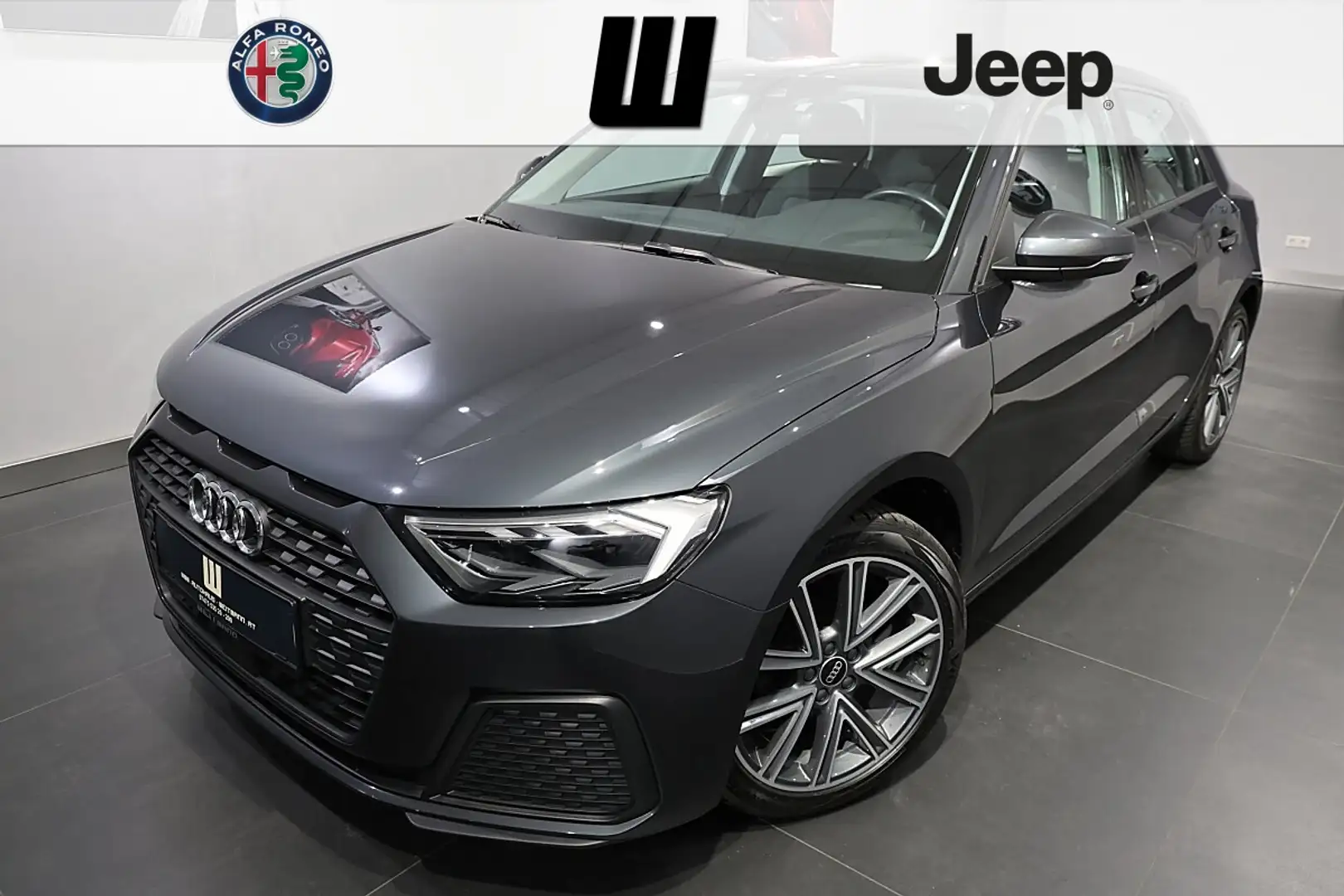 Audi A1 SB 25 TFSI Grau - 1