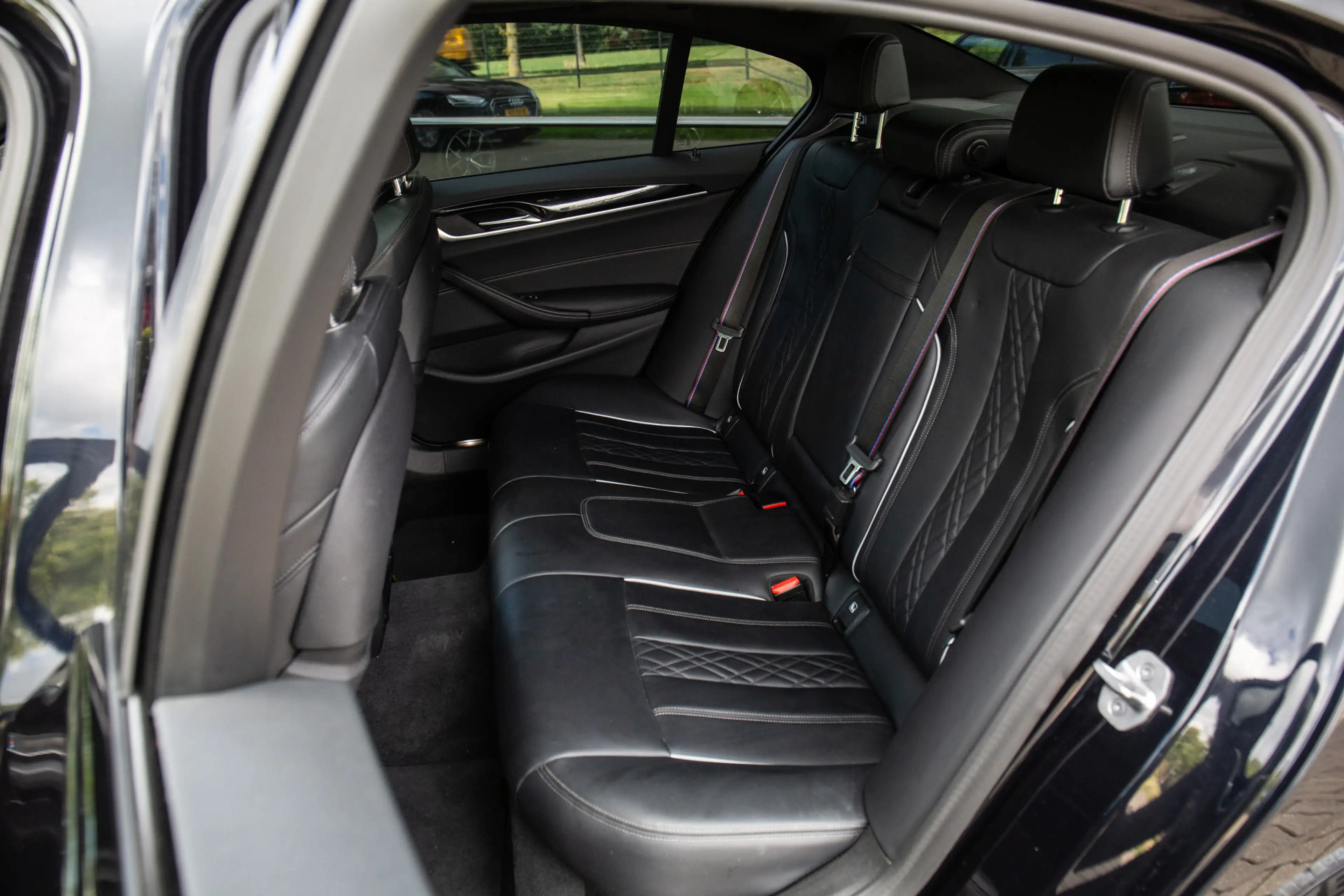 BMW 545 5-serie 545e xDrive High Executive M-Sport , Pano, — photo 7