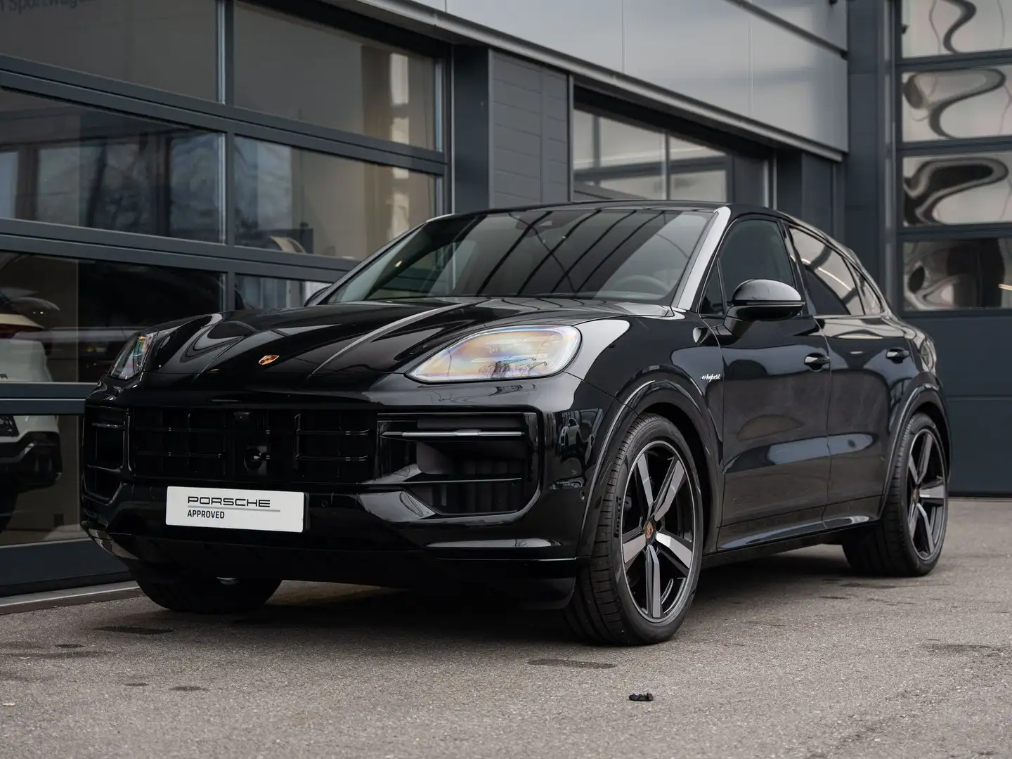 Porsche Cayenne E-Hybrid Coupé Schwarz - 1