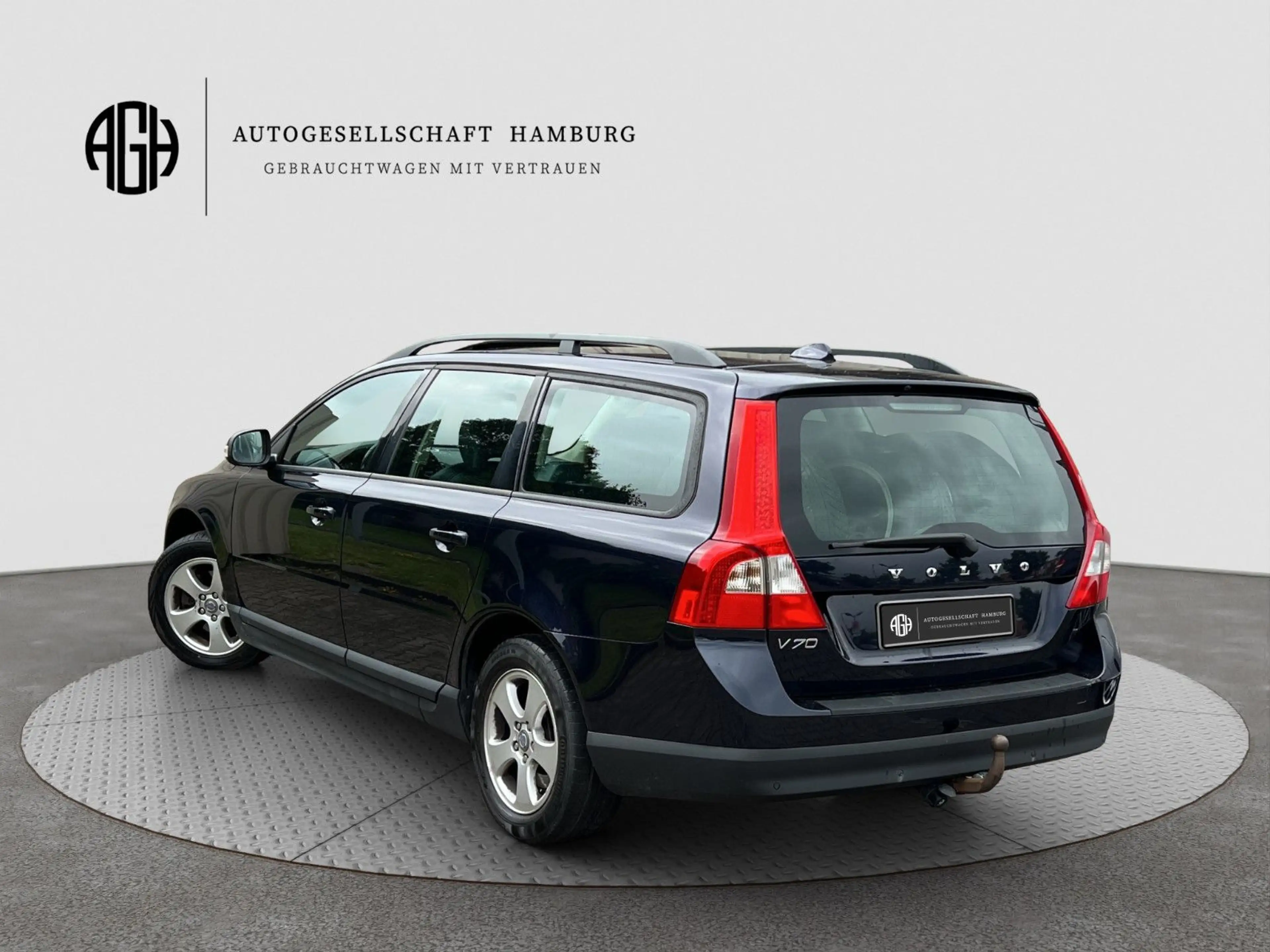 Volvo V70 Kombi 2.0 D3 Kinetic*AHK*Schiebed.*PDC Vo+Hi — photo 2