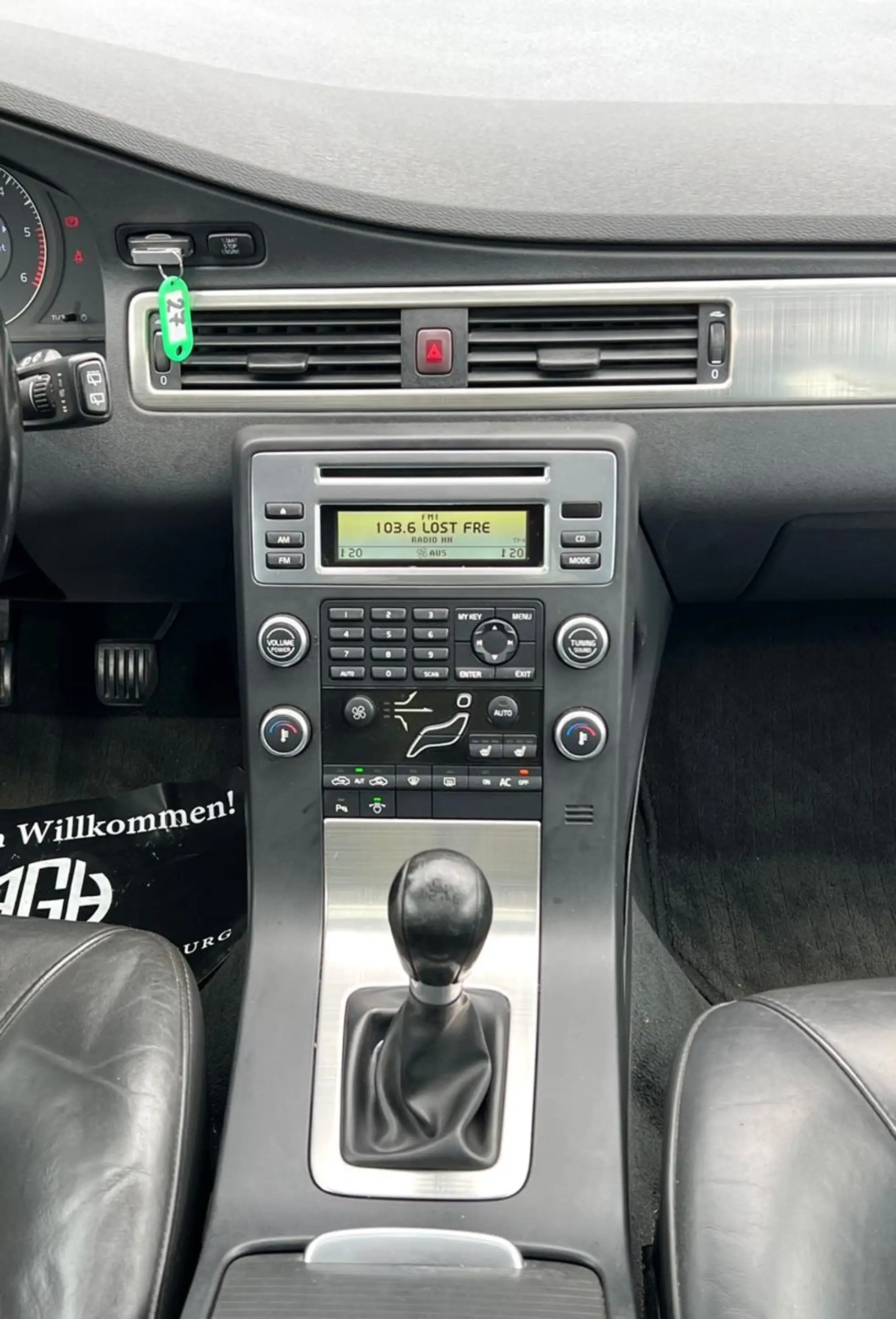 Volvo V70 Kombi 2.0 D3 Kinetic*AHK*Schiebed.*PDC Vo+Hi — photo 15