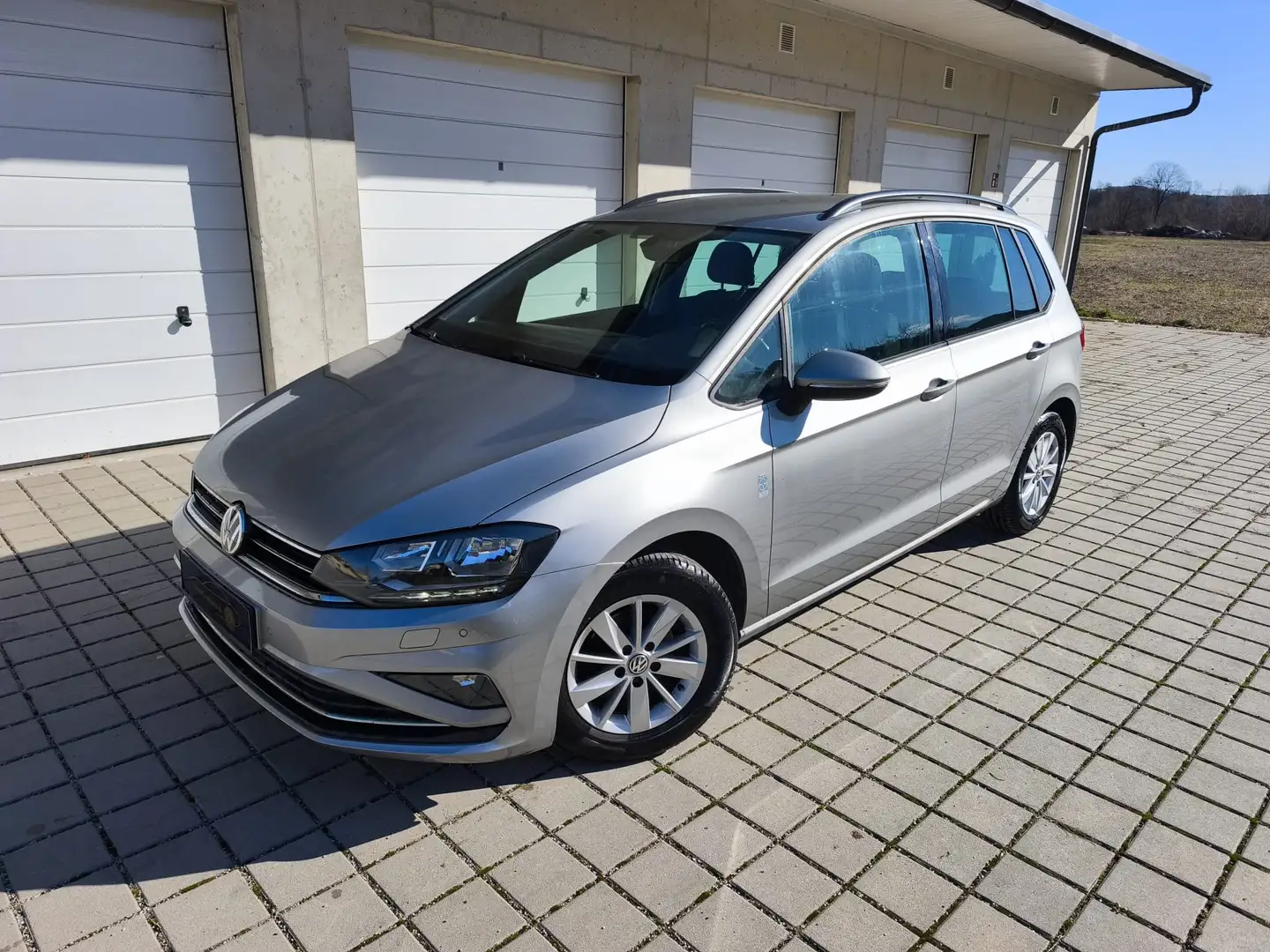 Volkswagen Golf Sportsvan Golf Sportsvan Comfortline TSI Grau - 1