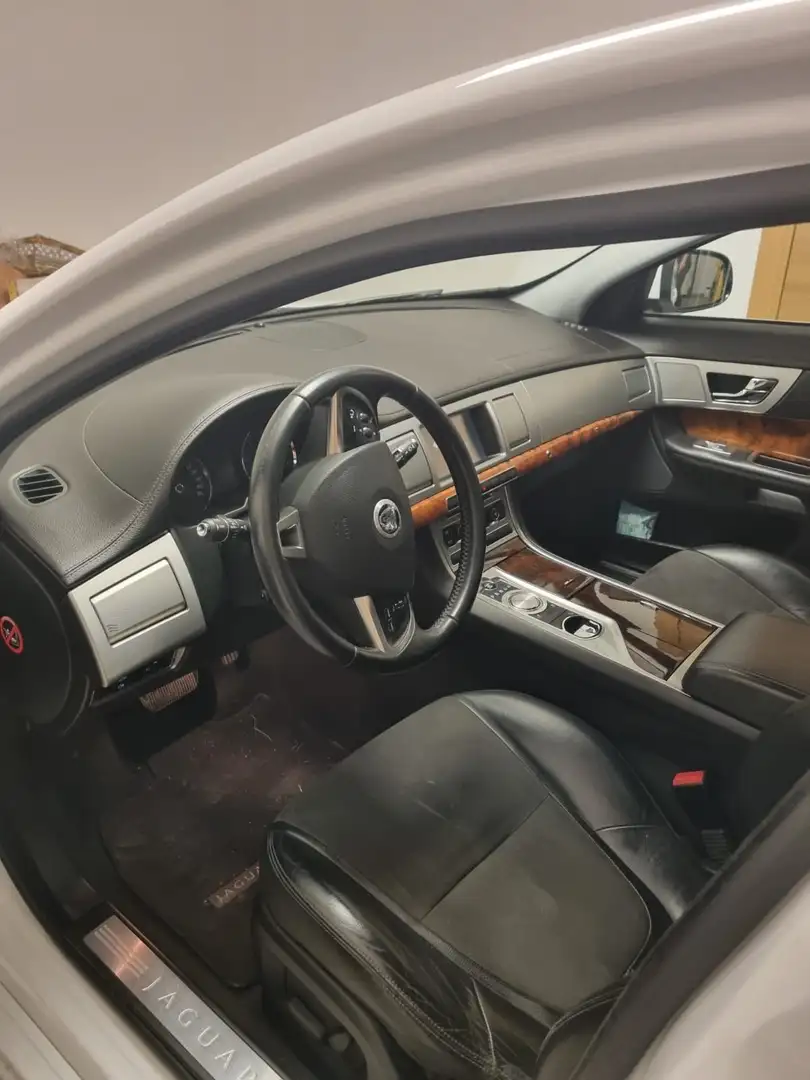 Jaguar XF 2.2d s&s auto - 1