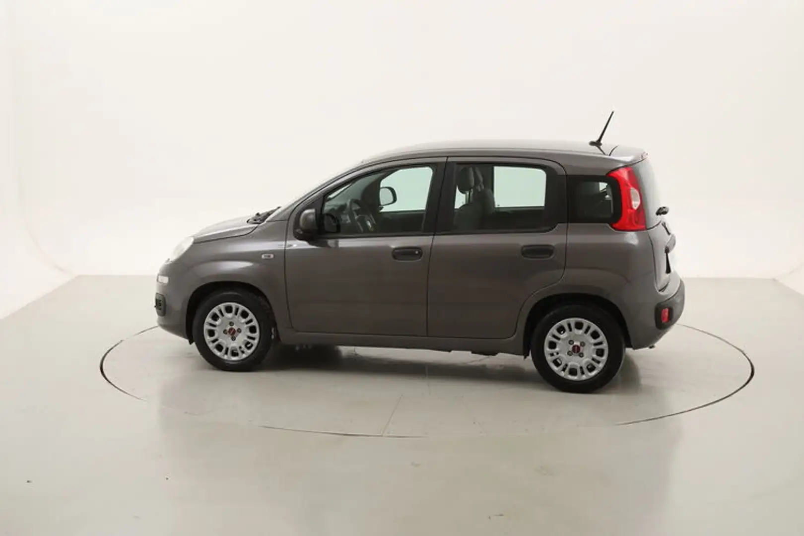 Fiat Panda Hybrid 1.0 Mild Hybrid 70CV Сірий - 2