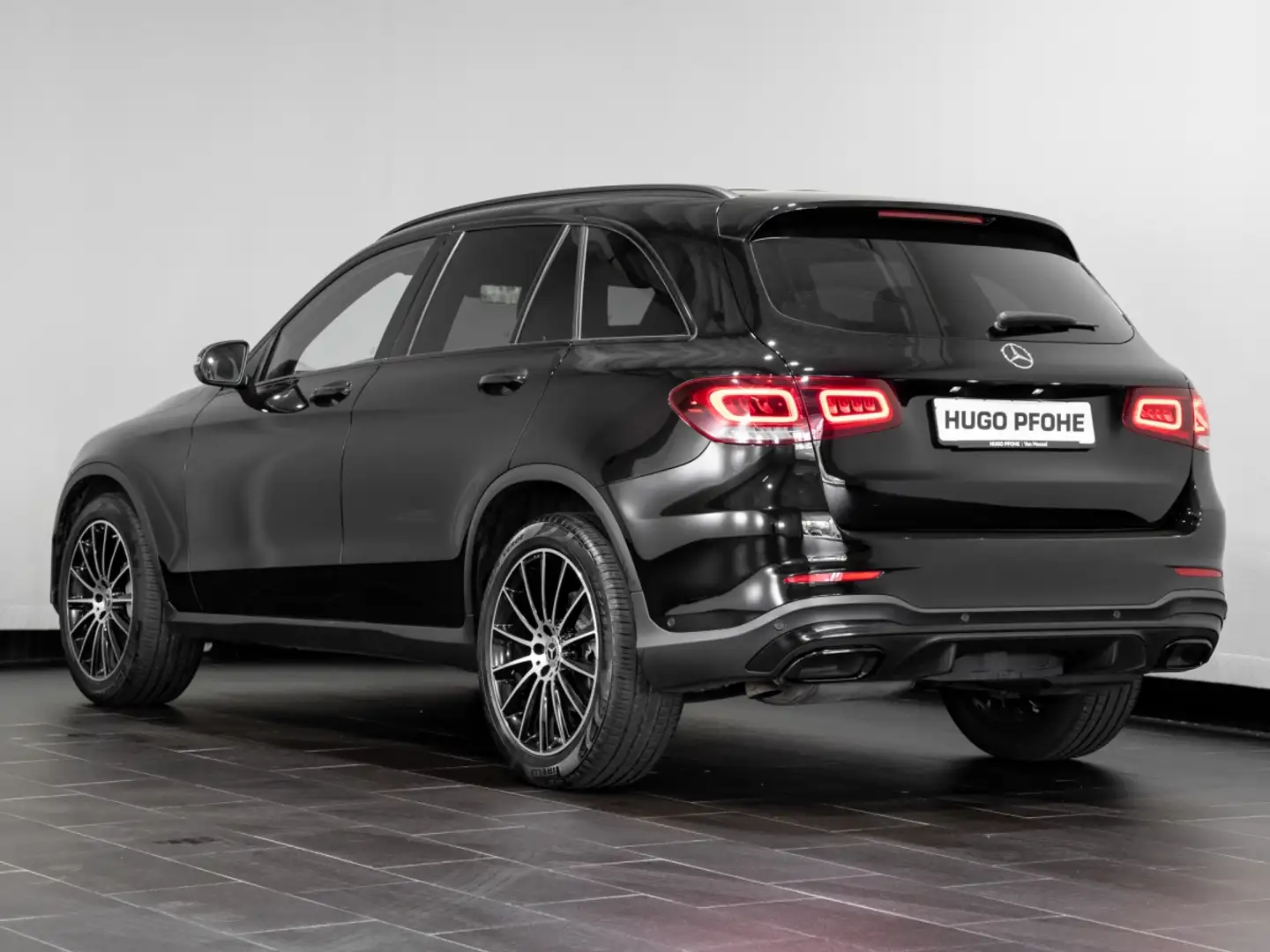 Mercedes-Benz GLC 300 d 4Matic AMG Line / Sitze Artico Navi Nero - 2