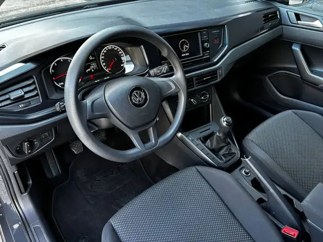 Volkswagen Polo view 14
