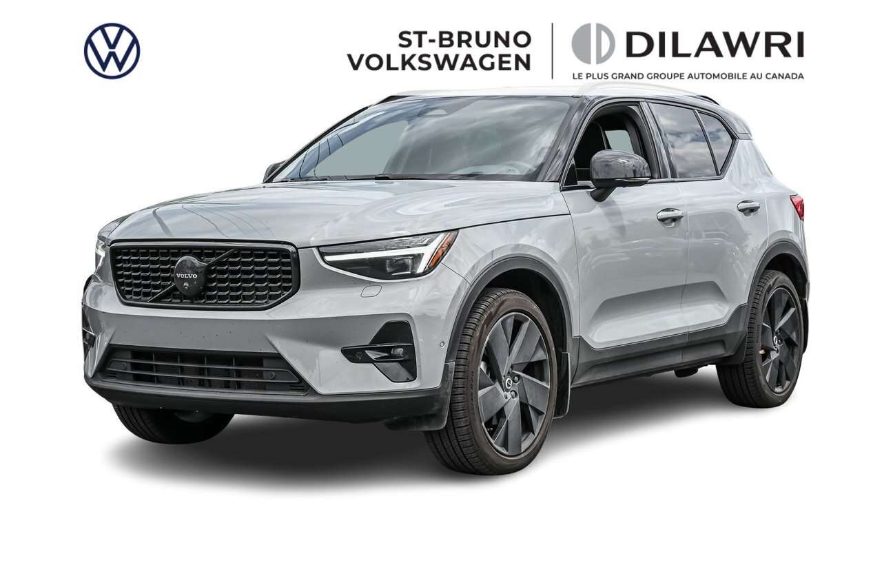 2026 Volvo XC40 Ultra Black Edition | Toit ouvrant | Navi | App Cl