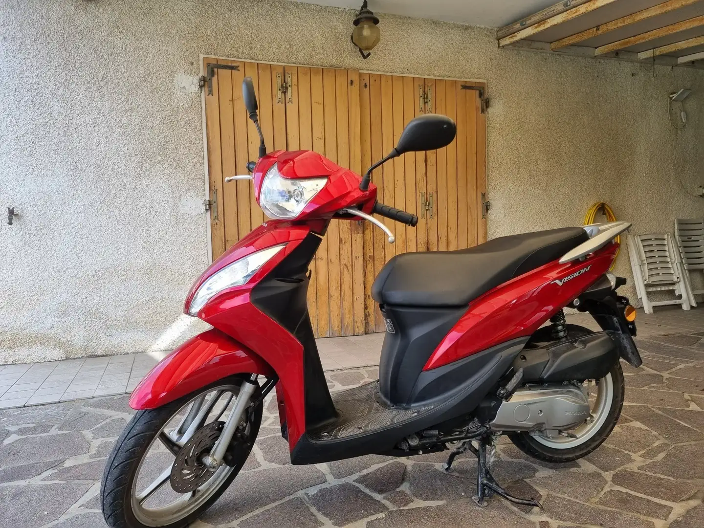 Honda Vision 50 Kırmızı - 1
