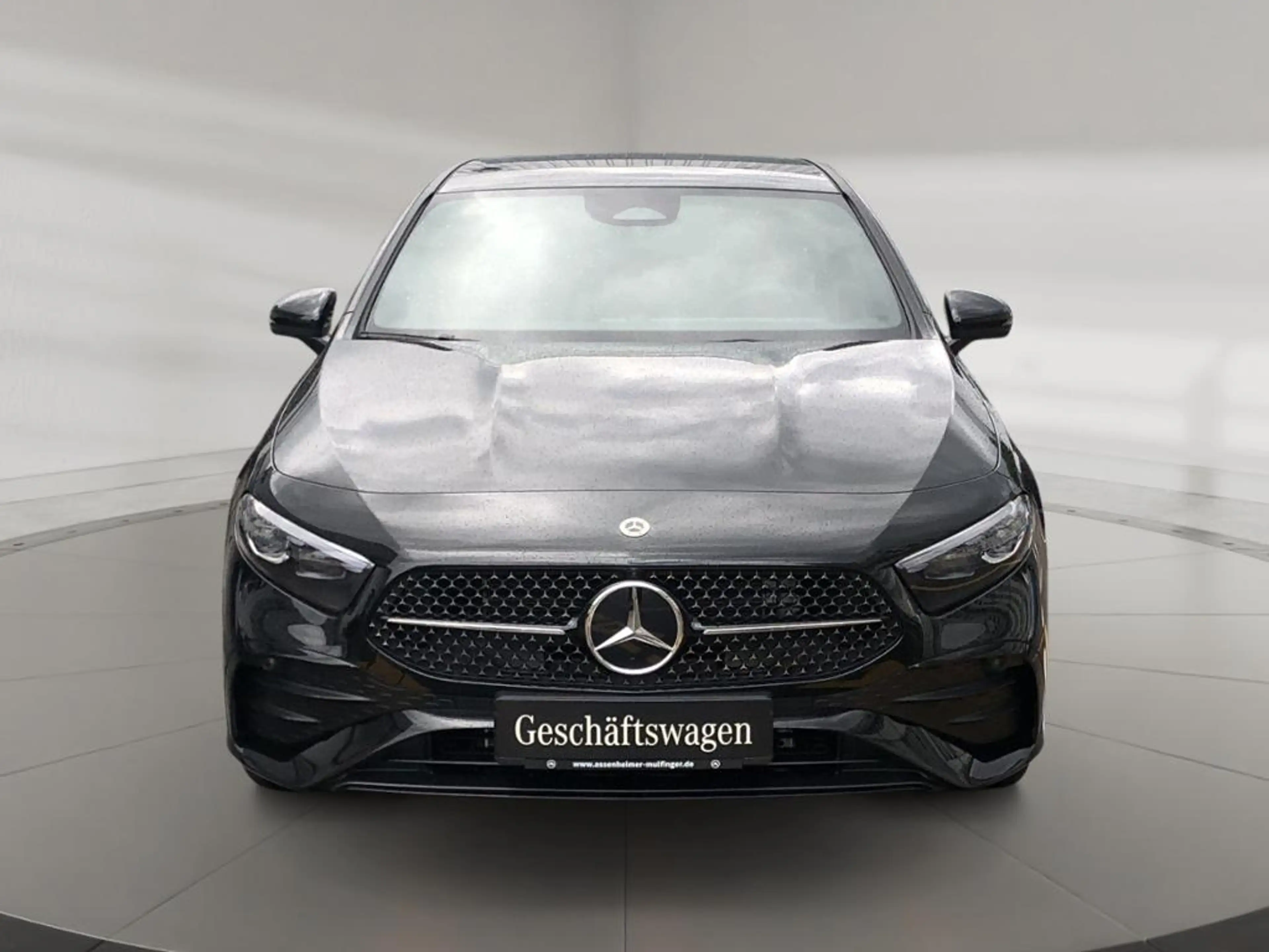 Mercedes-Benz A 250 e AMG+MBUX+MBeam+Night+Pano+SHD+Wide+360 — photo 7
