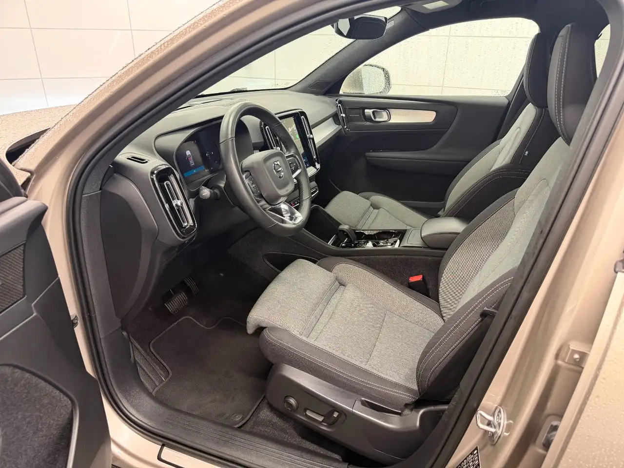 Volvo XC40 Plus Bright 2.0 Geartronic/BLIS/Pilot/Cam, миниатюра 11
