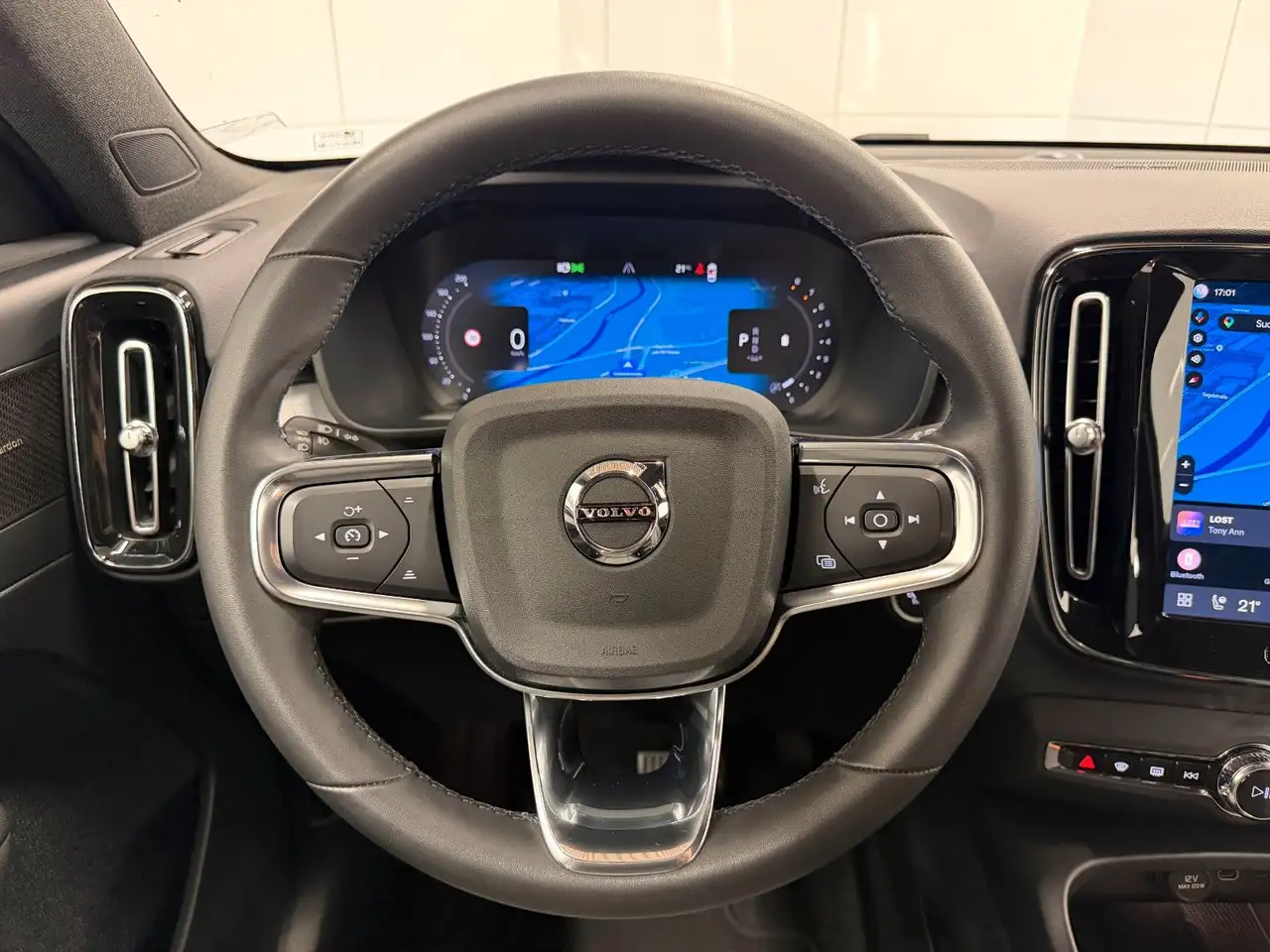 Volvo XC40 Plus Bright 2.0 Geartronic/BLIS/Pilot/Cam, миниатюра 15