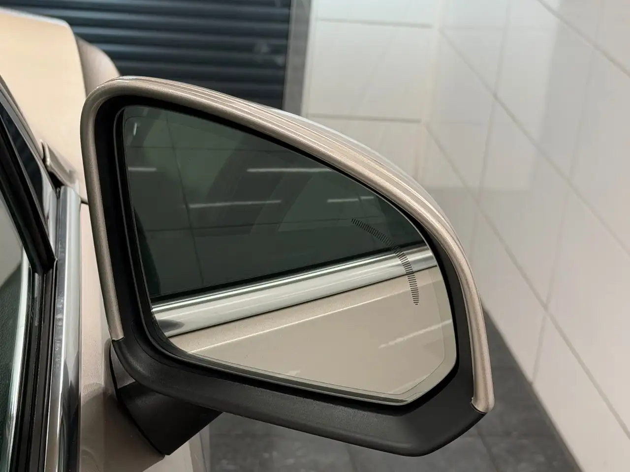 Volvo XC40 Plus Bright 2.0 Geartronic/BLIS/Pilot/Cam, миниатюра 10