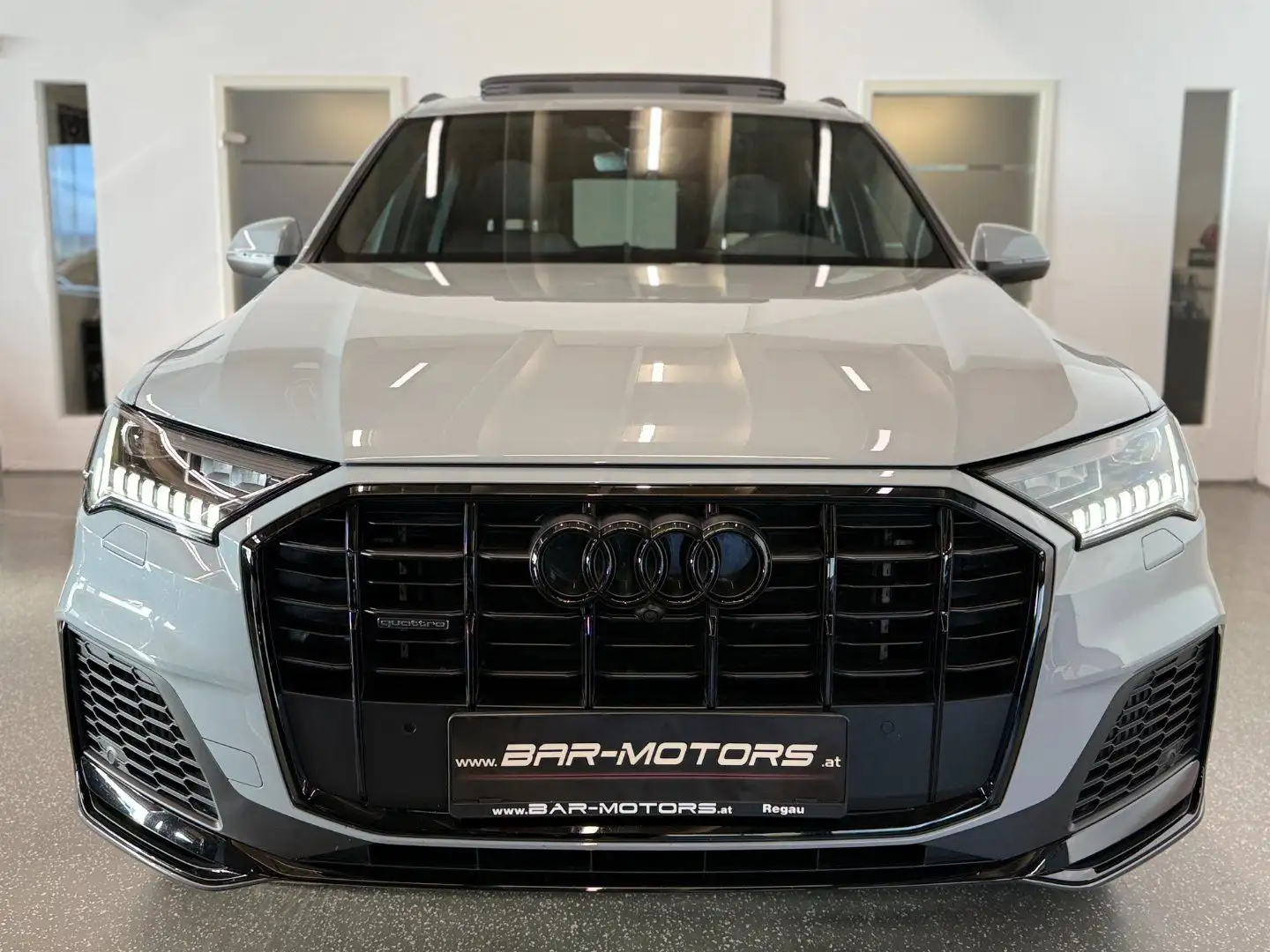 Audi Q7 55 3.0 TFSI e quattro S line*MATRIX*PANO*KAMERA*I Grau - 2