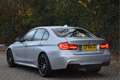 BMW 320 3-serie 320i Executive M Sport 184 pk | NL-Auto | Grijs - thumbnail 3