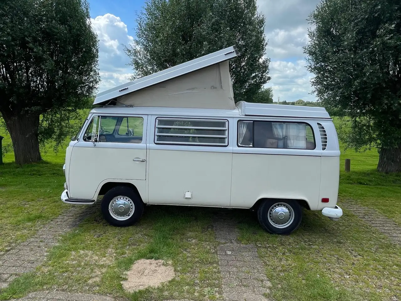 Volkswagen T2a Westphalia, foto 8