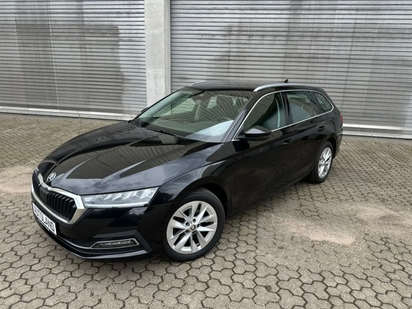 Skoda Octavia 1.5TSI Combi Style*DSG*R.Cam*PDC*AHK*ACC Noir - 1