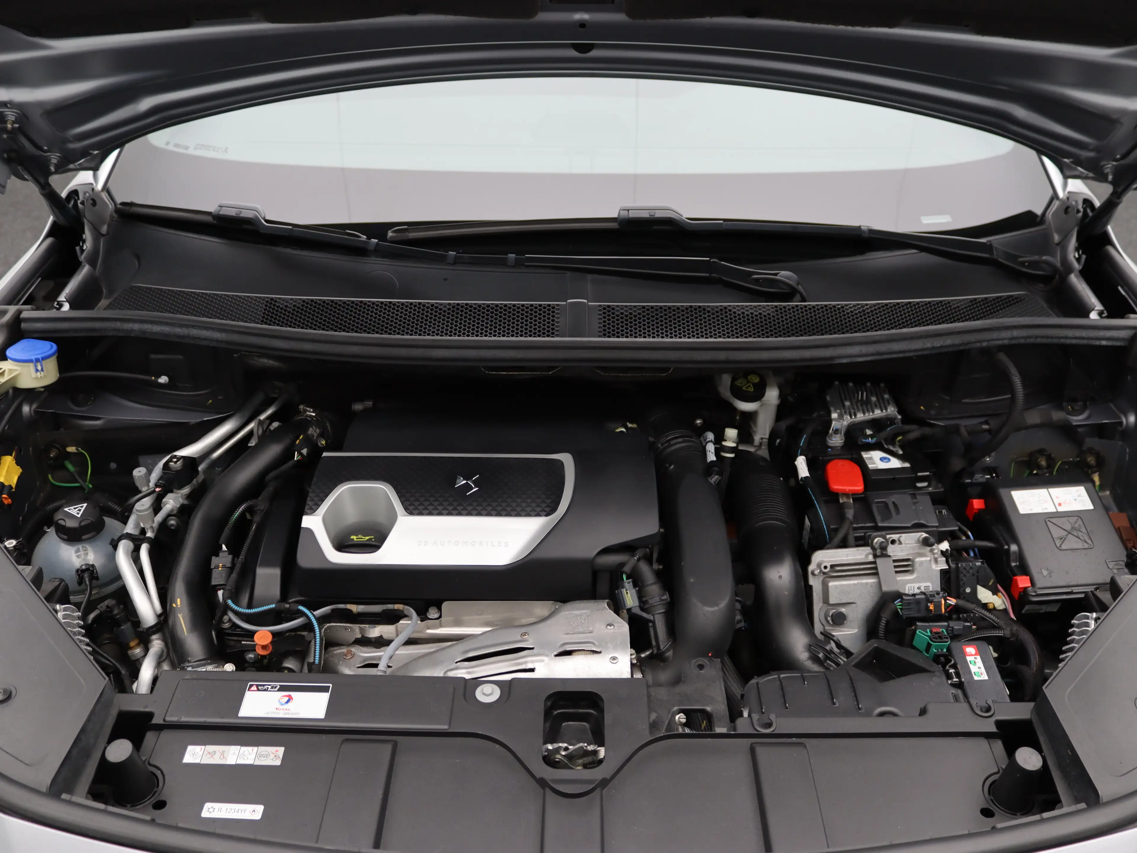 DS Automobiles DS 7 Crossback E-Tense Performance Line+ | Achterbank in delen ne — photo 36