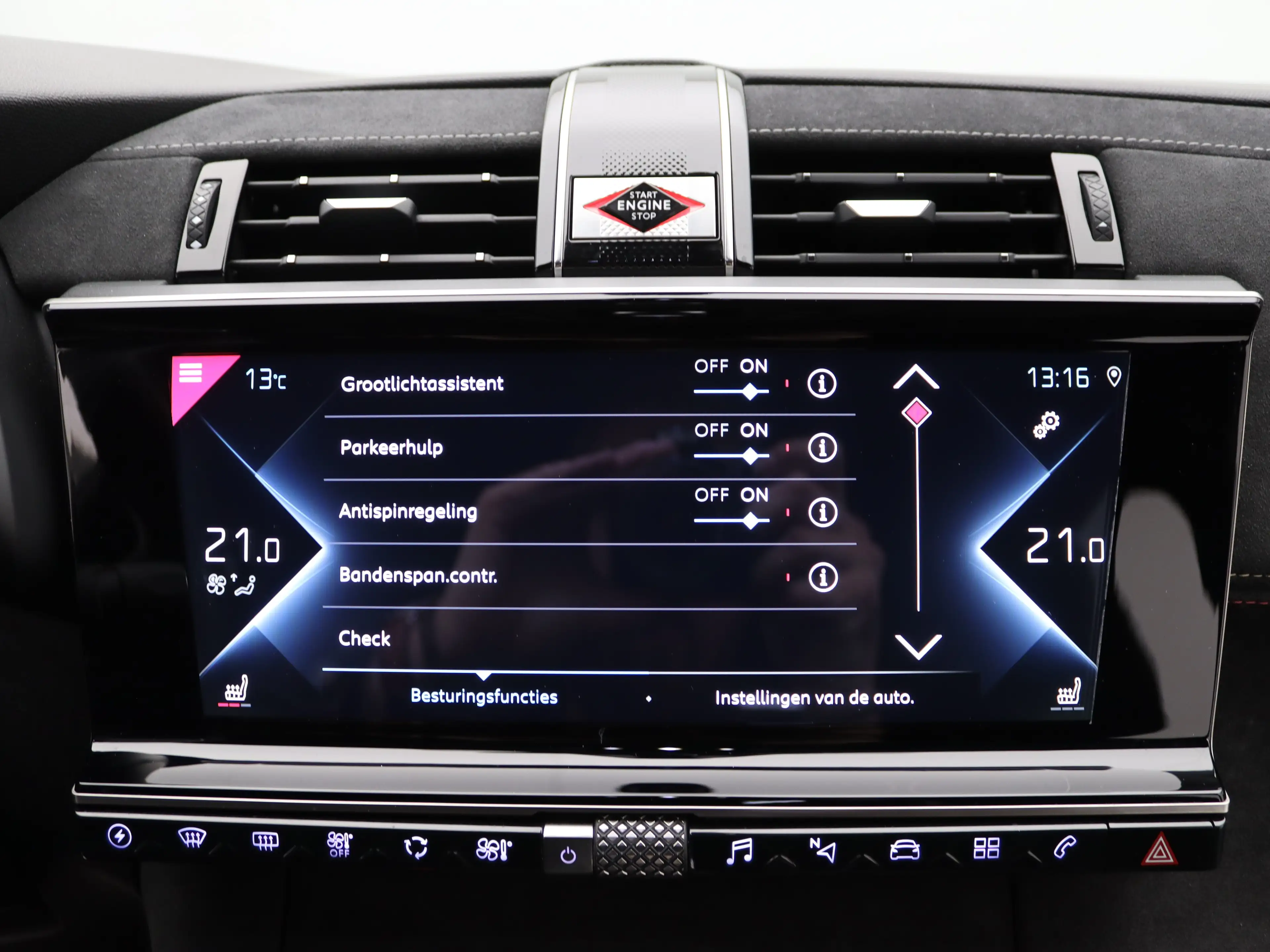 DS Automobiles DS 7 Crossback E-Tense Performance Line+ | Achterbank in delen ne — photo 19