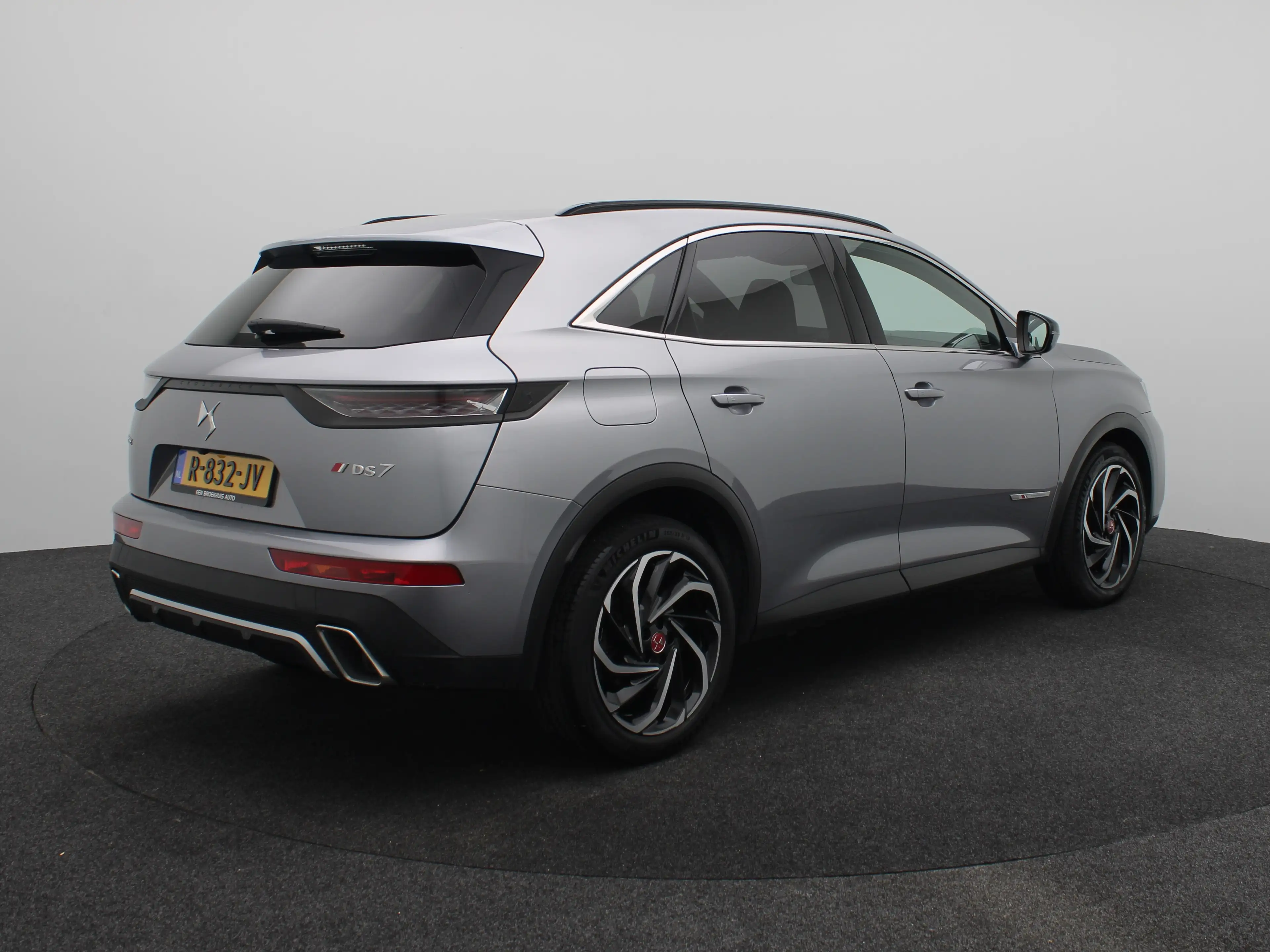 DS Automobiles DS 7 Crossback E-Tense Performance Line+ | Achterbank in delen ne — photo 2