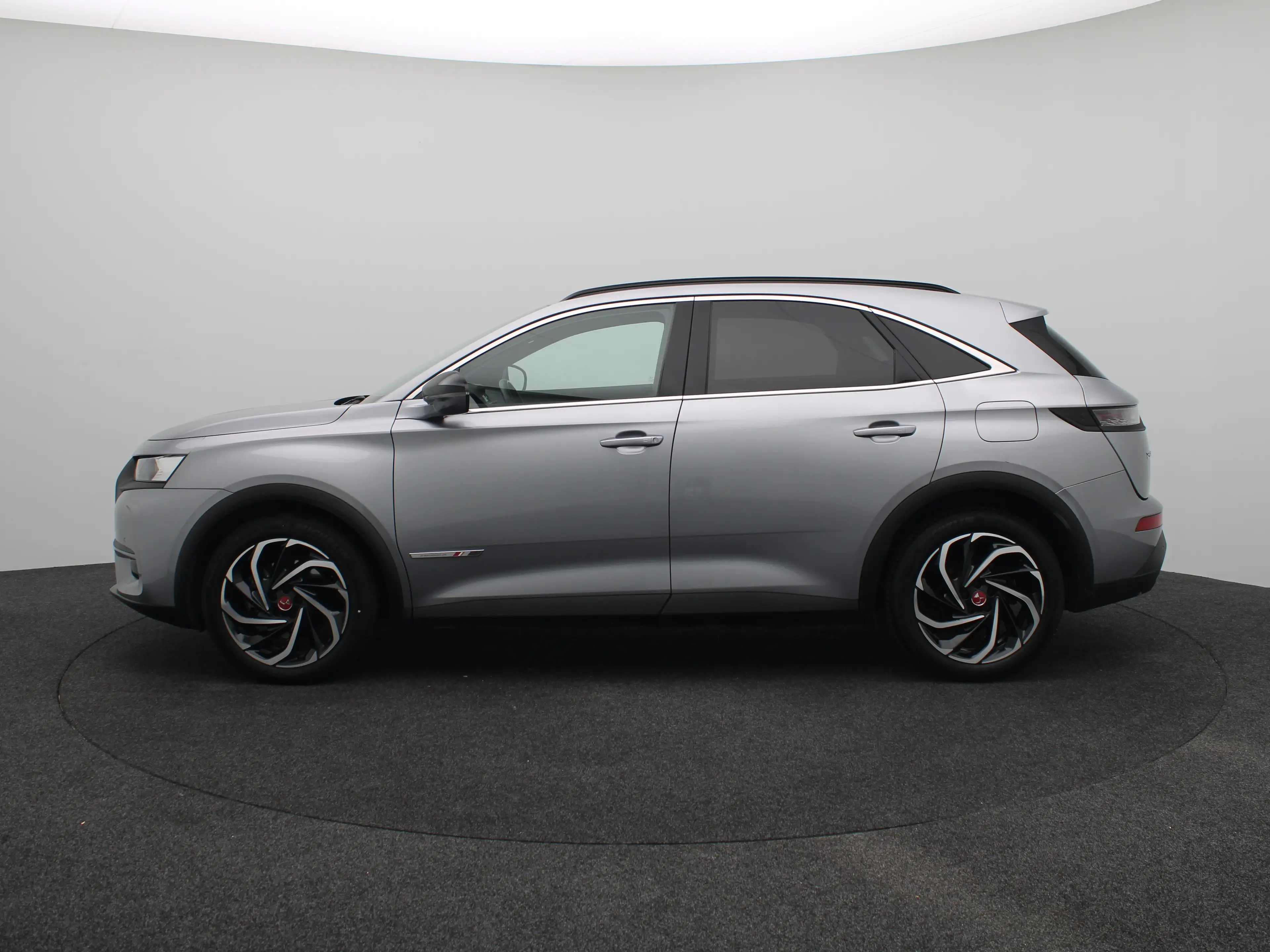 DS Automobiles DS 7 Crossback E-Tense Performance Line+ | Achterbank in delen ne — photo 13