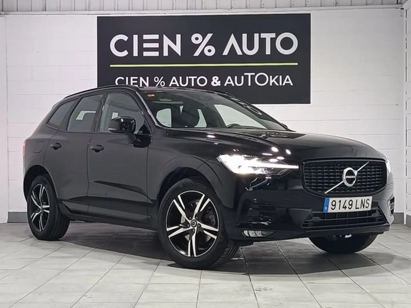 Volvo XC60 2.0 B4 D R-Design Auto Negro - 2