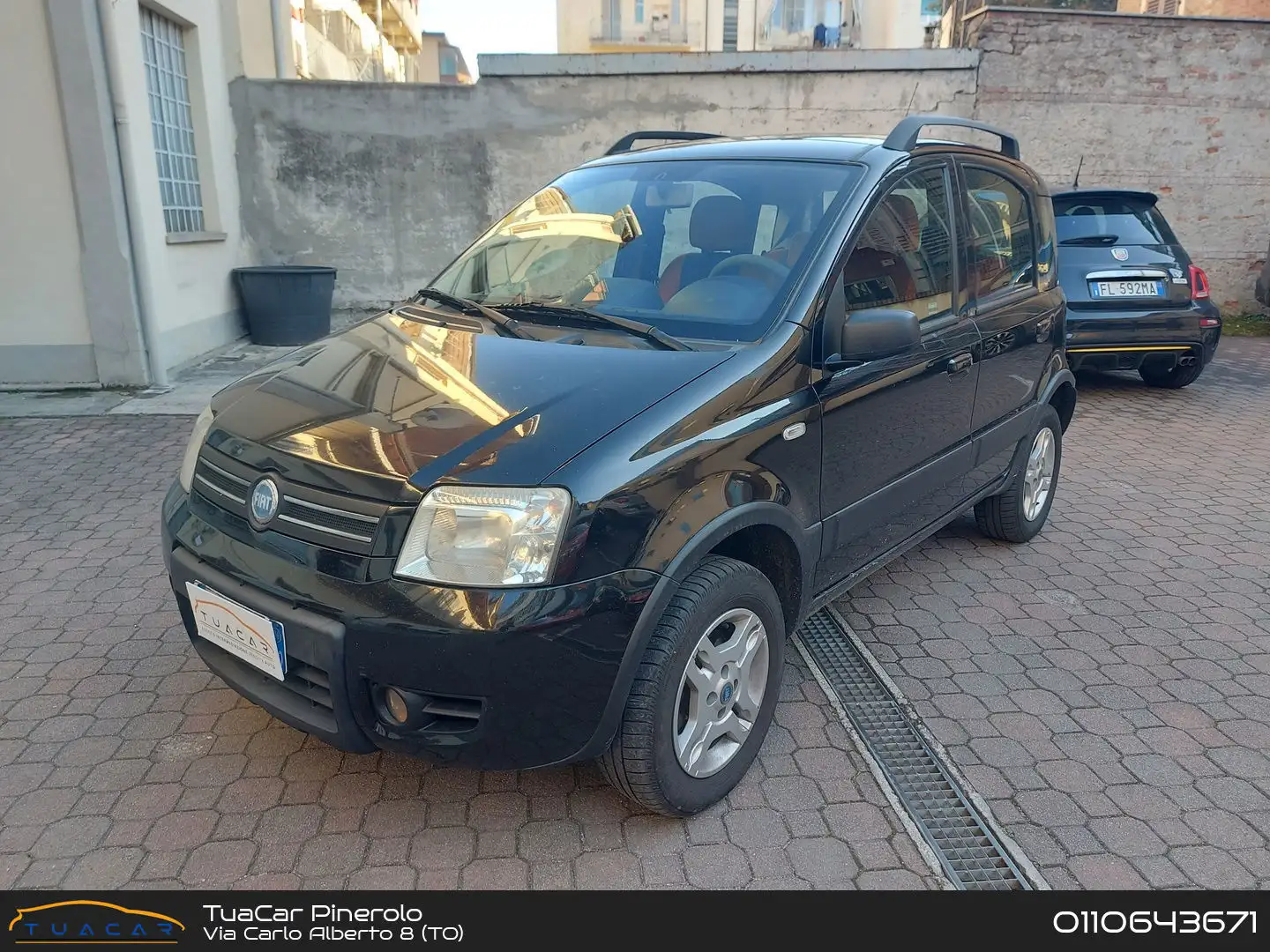 Fiat Panda 4X4 Climbing 1.3 MJT 69 CV ELD Noir - 1