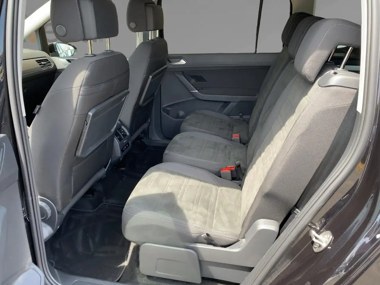Volkswagen Touran Comfortline 7 Sitze*ACC*DSG*SpurH+SpurW* 6