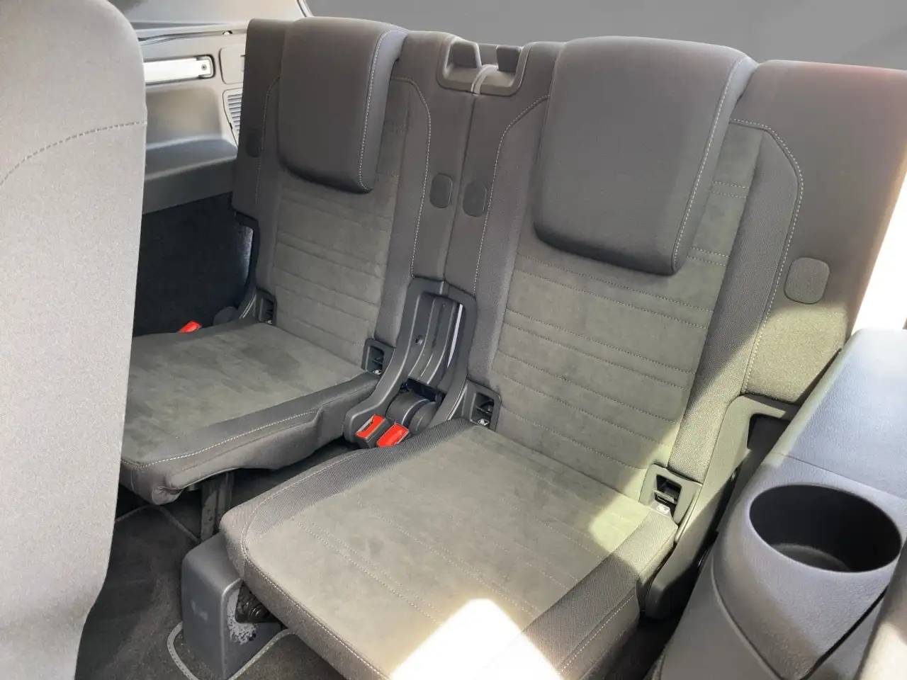 Volkswagen Touran Comfortline 7 Sitze*ACC*DSG*SpurH+SpurW* 7