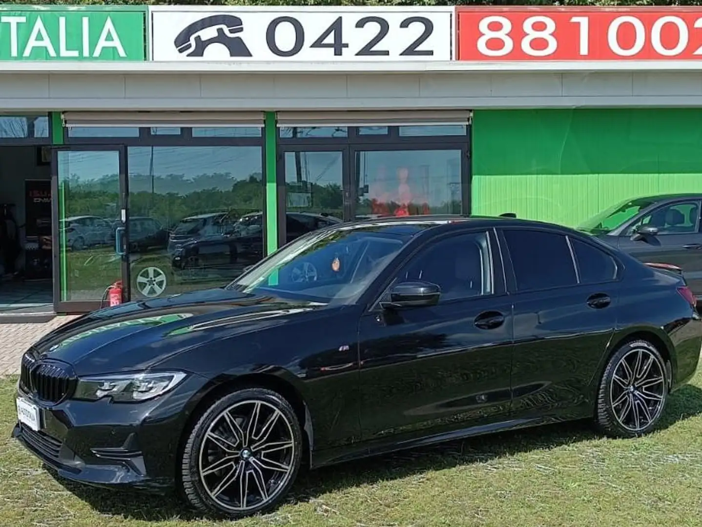 BMW 320 Berlina 320d mhev 48V xdrive Msport auto Nero - 1