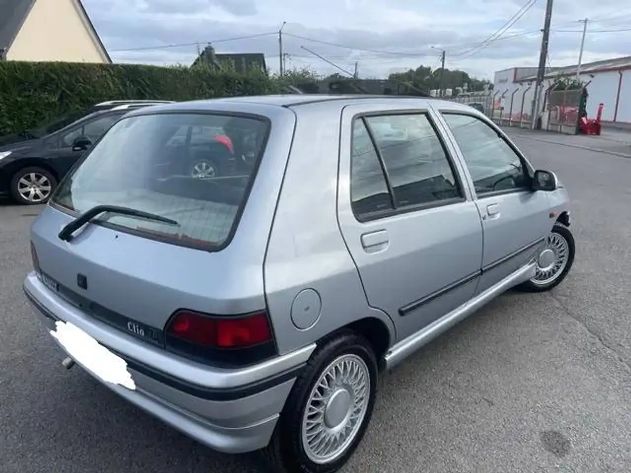 Renault Clio 1.6i Initiale, foto 2