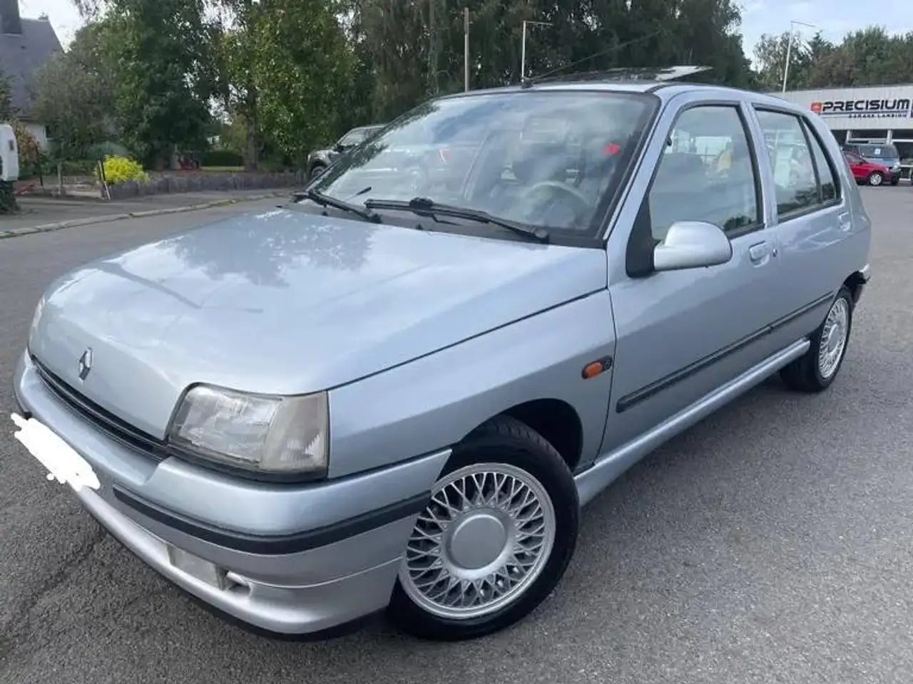 Renault Clio 1.6i Initiale, foto 3