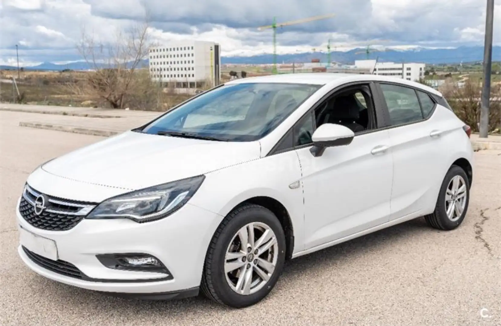 Opel Astra Astra ST 1.4T S/S Selective 125 Selective Blanco - 1