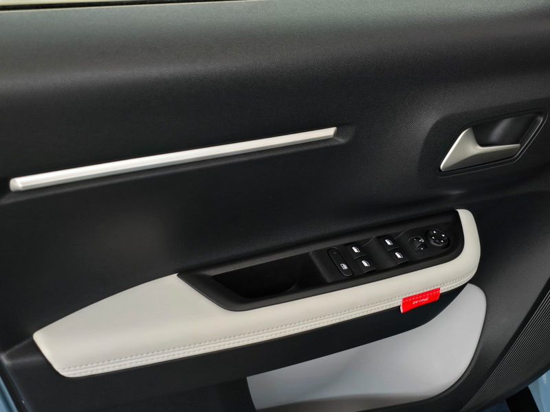 Citroen C3 Turbo 100MAX*RFK*LED*HUD*SH*NAVI*PDC*TEMP*DAB — photo 10