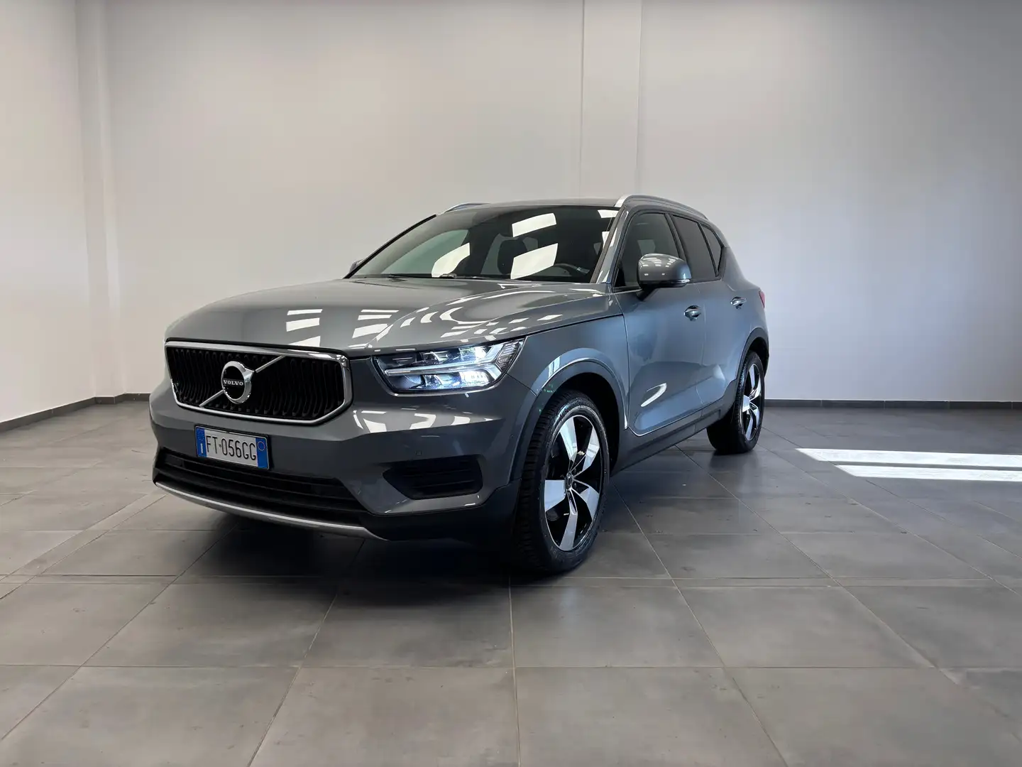 Volvo XC40 XC40 2.0 d3 R-design geartronic Grau - 1