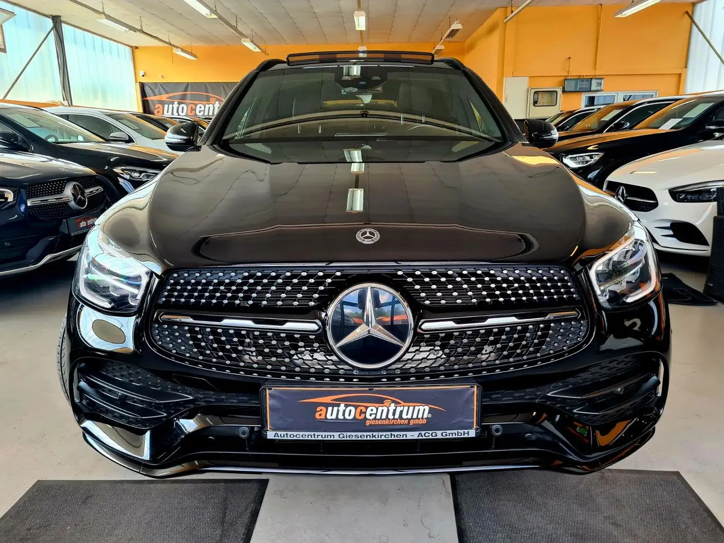 Mercedes-Benz GLC 200 9G 4M 2x AMG*Night*Pano*Memo*LED*AHK*RFK Negro - 2