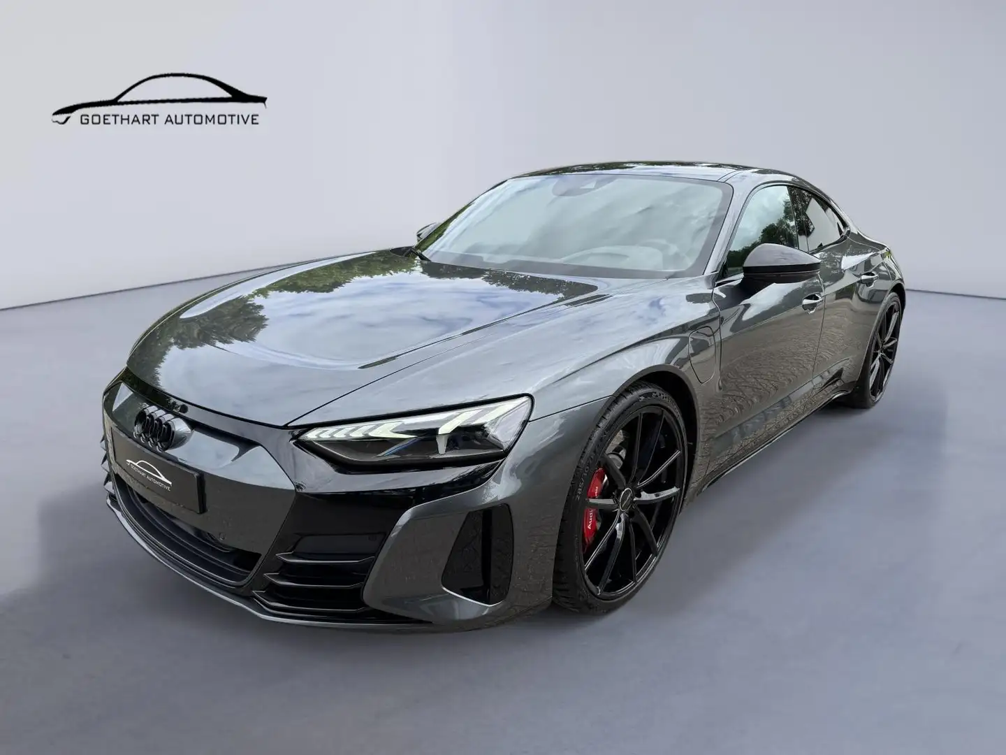 Audi RS e-tron GT Pano / 4 WST / Laser / Stoel Verw + Koel + Massage Grijs - 1