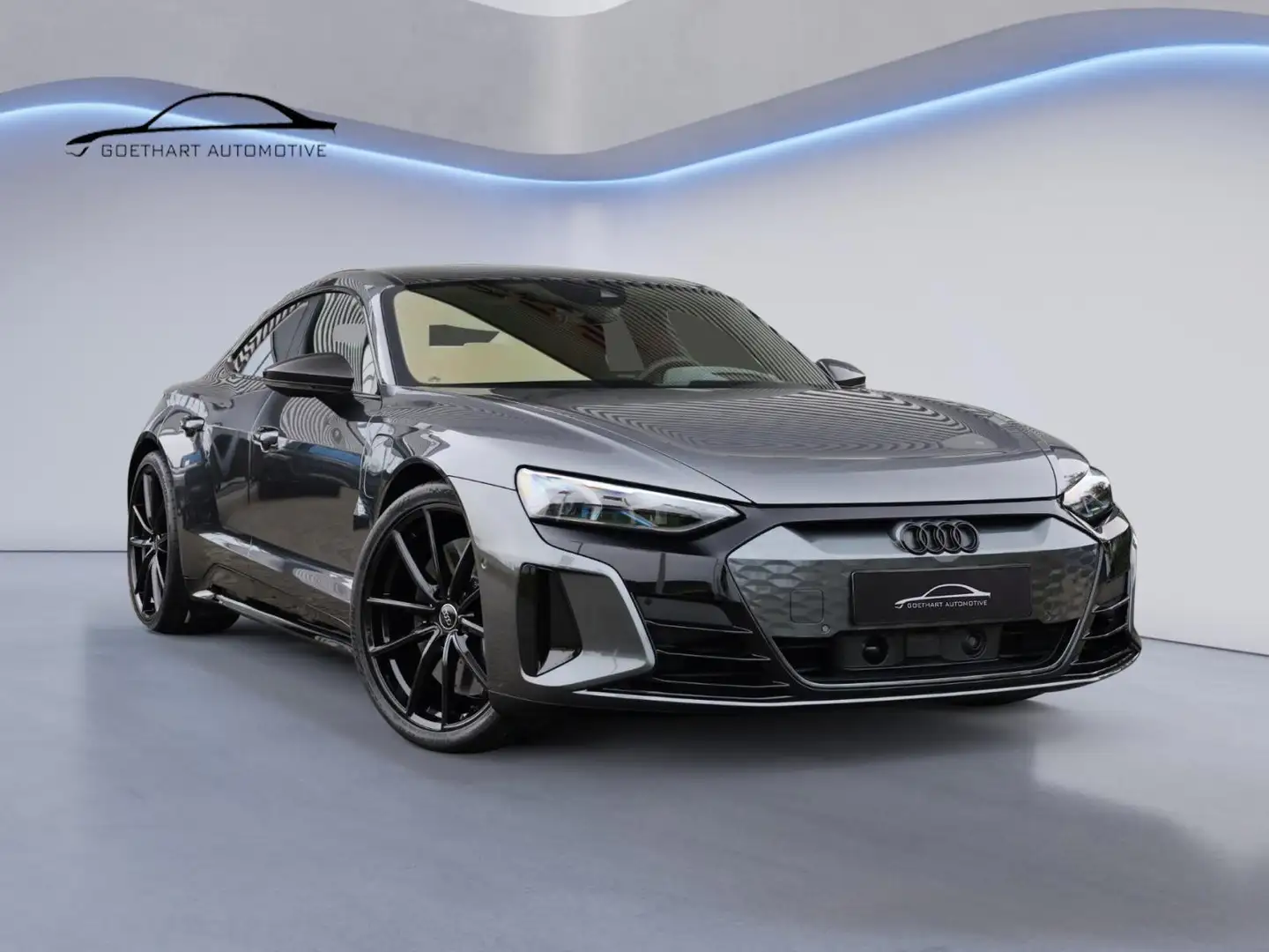 Audi RS e-tron GT Pano / 4 WST / Laser / Stoel Verw + Koel + Massage Gri - 1